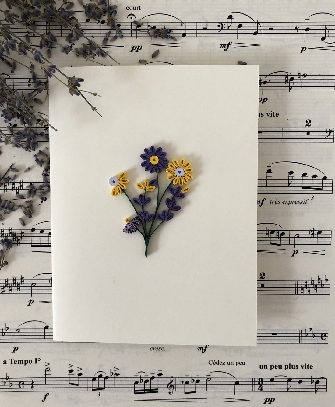 Felicitare Quilling - casă & stil de viață - papetărie de hârtie - invitații, felicitări - Artynos.ro Felicitare Quilling - casă & stil de viață - papetărie de hârtie - invitații, felicitări - Artynos.ro
