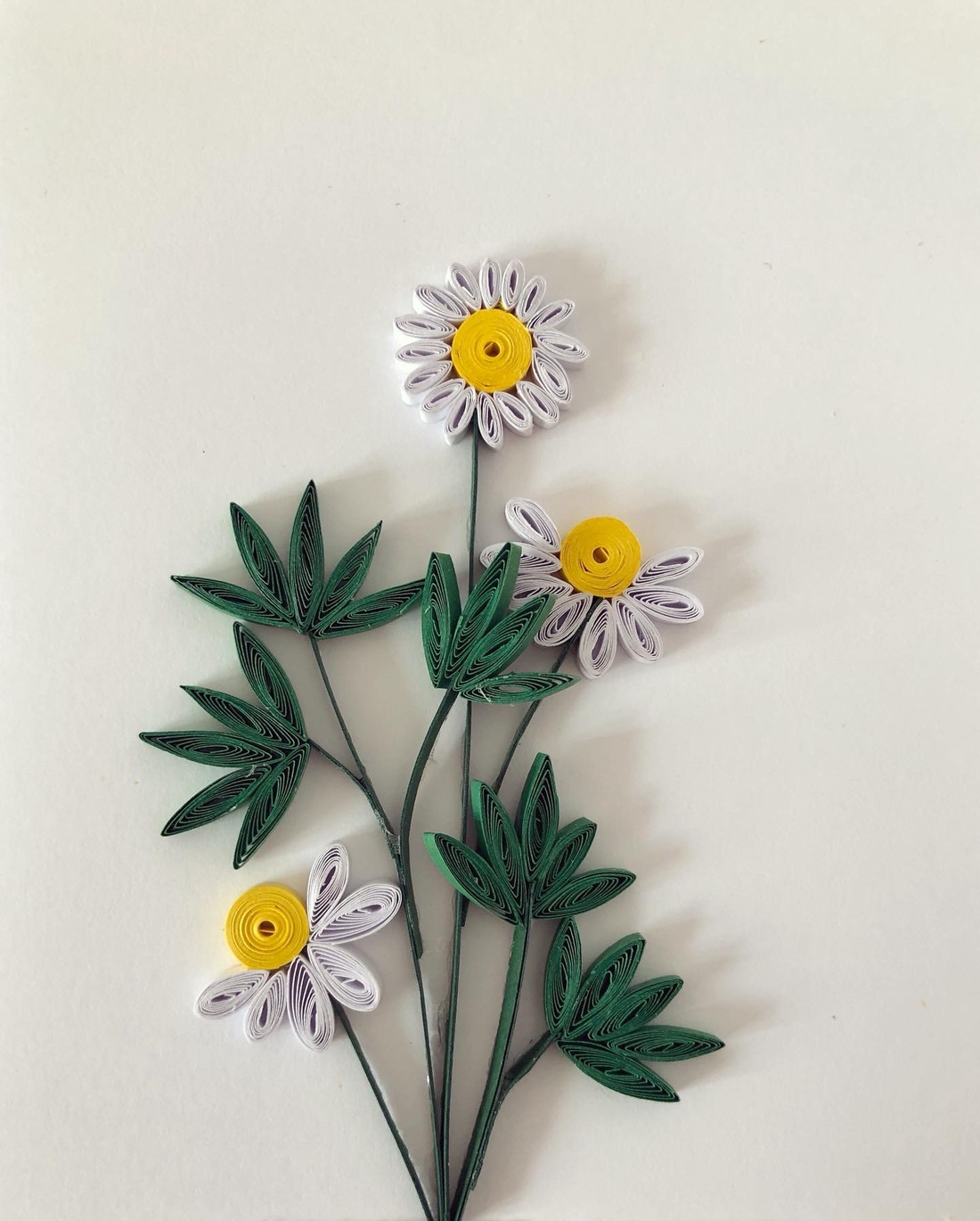 Felicitare Quilling Margaretă - casă & stil de viață - papetărie de hârtie - invitații, felicitări - Artynos.ro Felicitare Quilling Margaretă - casă & stil de viață - papetărie de hârtie - invitații, felicitări - Artynos.ro
