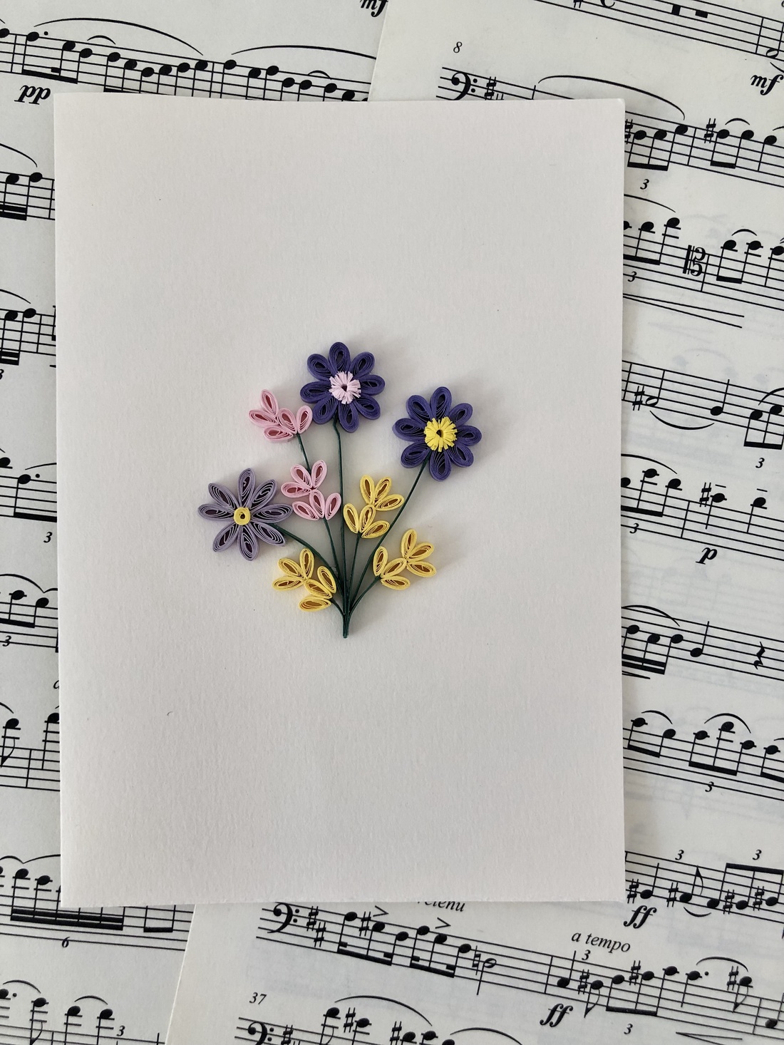 Felicitare Quilling Note Florale - casă & stil de viață - papetărie de hârtie - invitații, felicitări - Artynos.ro