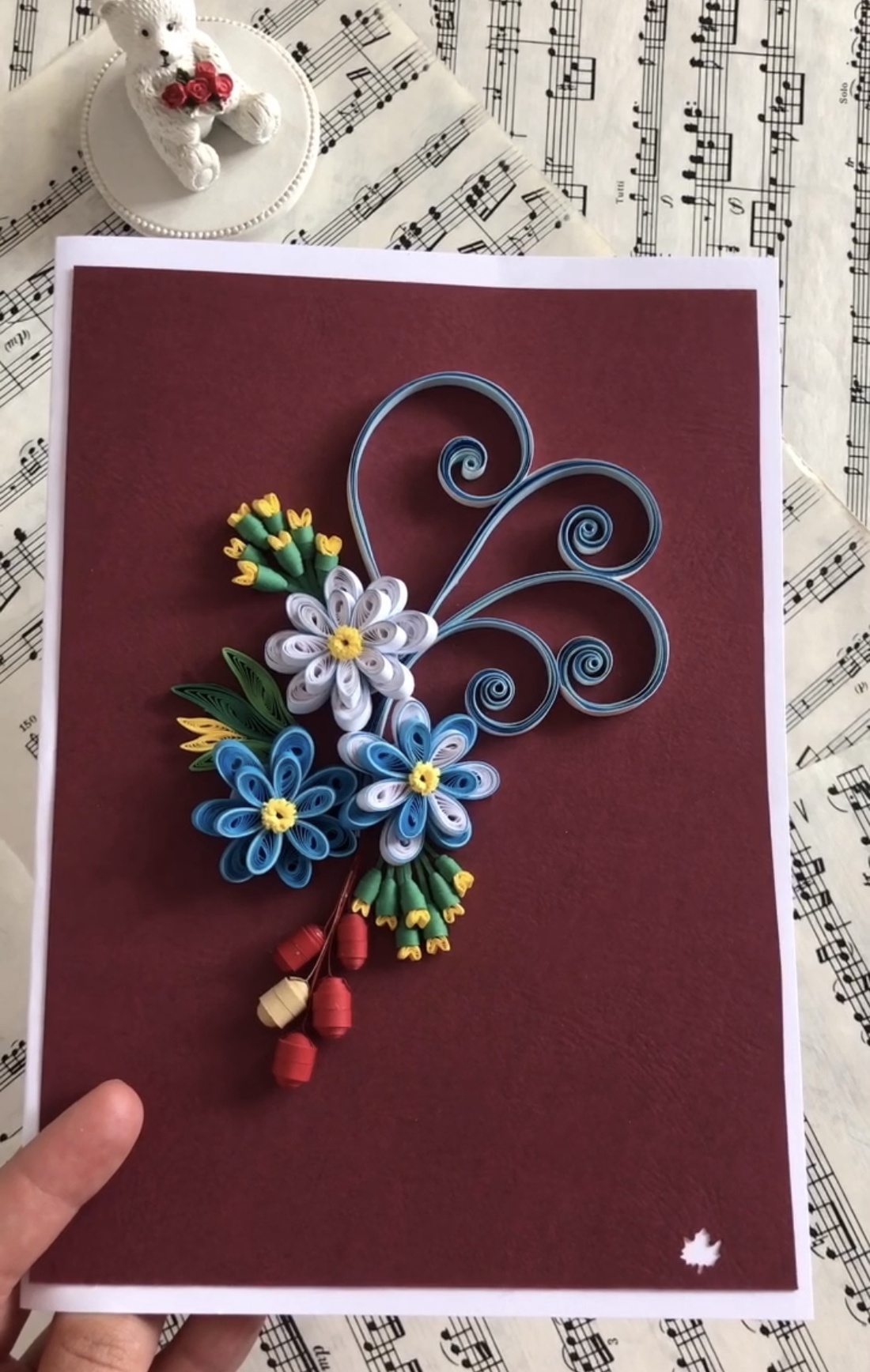 Felicitare Quilling Simfonie - casă & stil de viață - papetărie de hârtie - invitații, felicitări - Artynos.ro Felicitare Quilling Simfonie - casă & stil de viață - papetărie de hârtie - invitații, felicitări - Artynos.ro