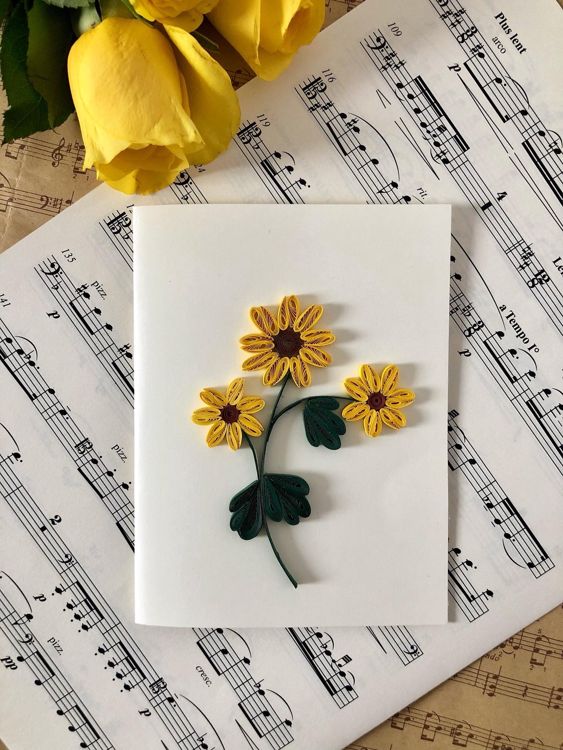 Felicitare Handmade Quilling - casă & stil de viață - papetărie de hârtie - invitații, felicitări - Artynos.ro Felicitare Handmade Quilling - casă & stil de viață - papetărie de hârtie - invitații, felicitări - Artynos.ro