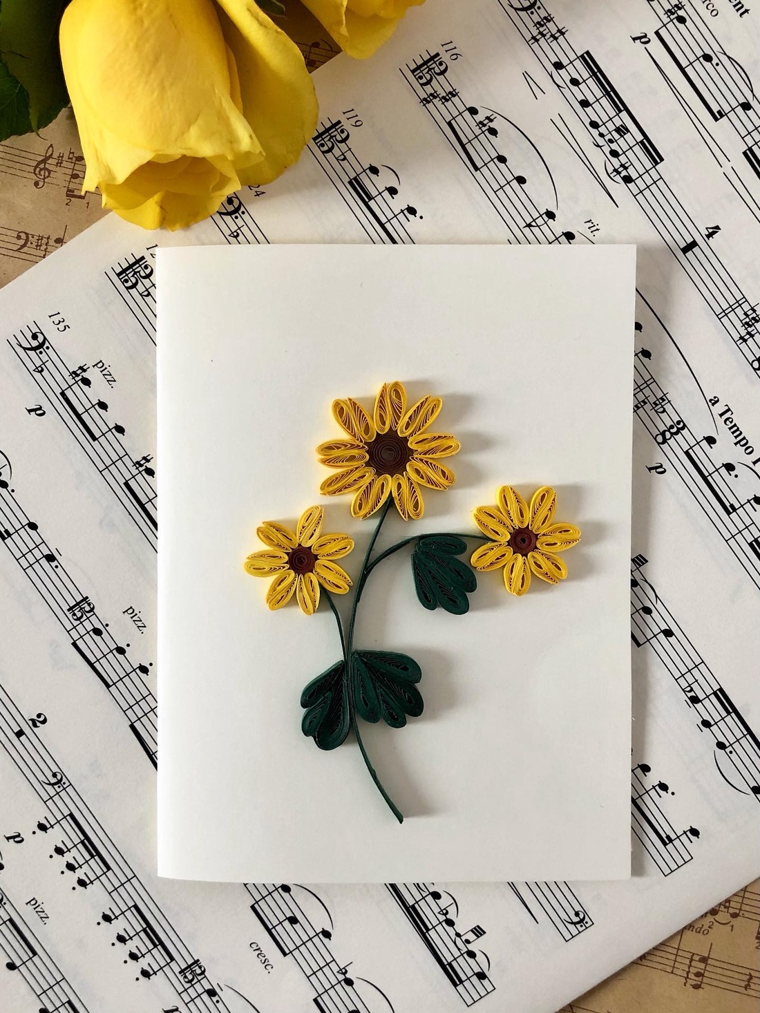 Felicitare Handmade Quilling - casă & stil de viață - papetărie de hârtie - invitații, felicitări - Artynos.ro Felicitare Handmade Quilling - casă & stil de viață - papetărie de hârtie - invitații, felicitări - Artynos.ro