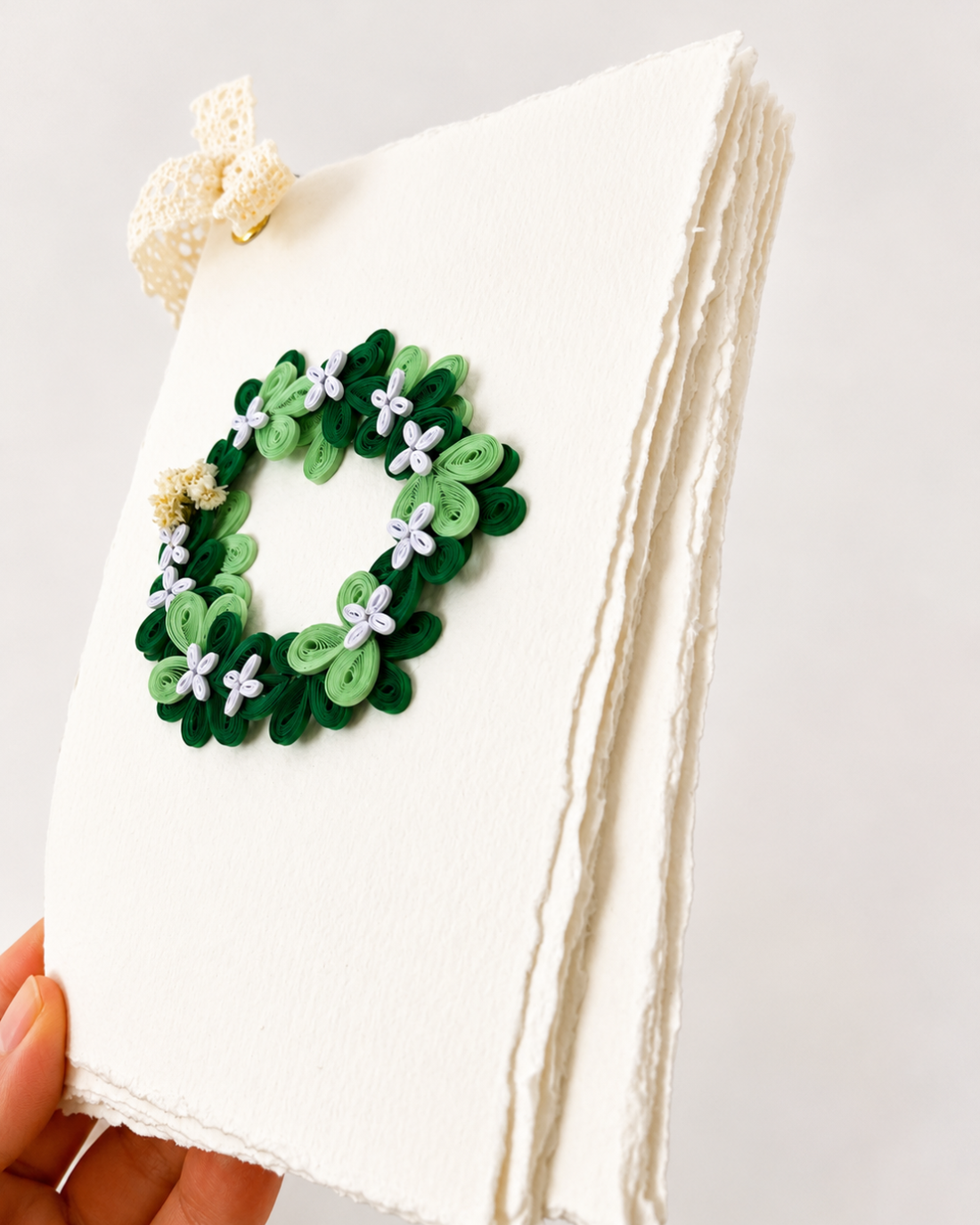 Mini carnețel handmade cu coroniță quilling - casă & stil de viață - produse de papetărie - caiete și jurnale - Artynos.ro
