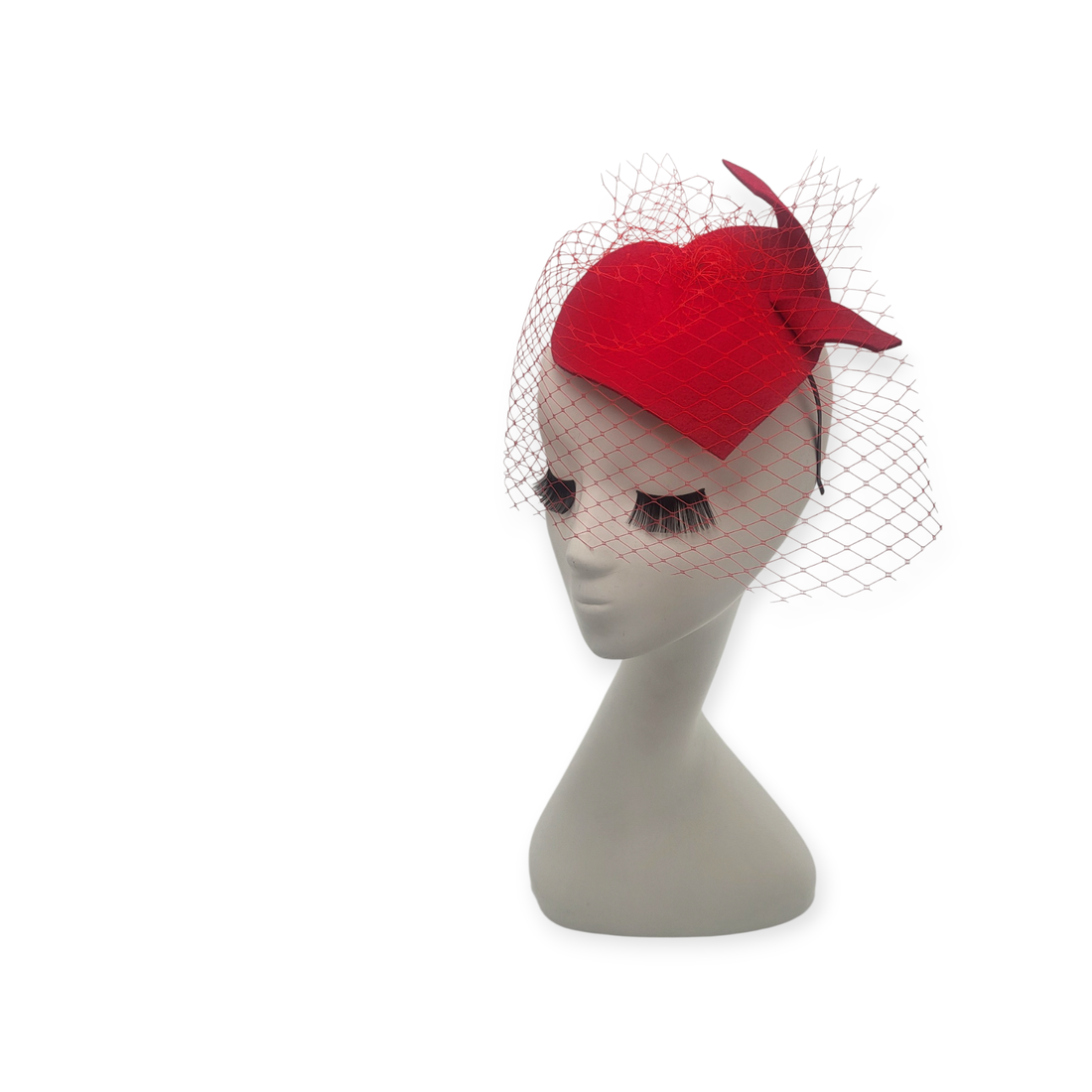 Pălărie Red Heart Fascinator din fetru din lână, cu voaletă roșie - îmbrăcăminte și modă - eșarfe, pălării, fularuri - pălărie - Artynos.ro