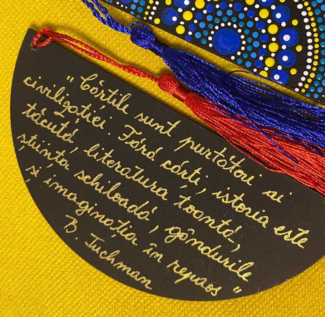 Semn de carte personalizabil, pictat manual in tehnica mandala dots - cărți și creații cu tematică muzicală, cadouri - semn de carte - Artynos.ro