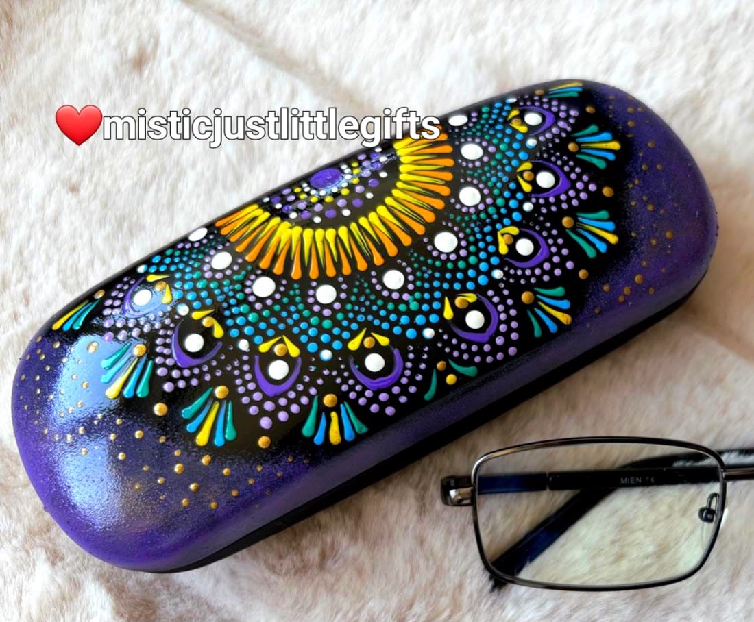 Toc ochelari pictat manual in tehnica mandala dots - genți și portofele - portofele, huse, suporturi - suport de ochelari - Artynos.ro