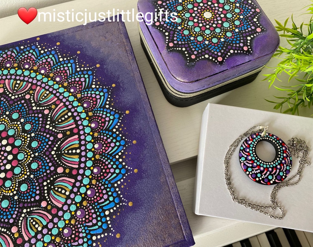 Agenda pictata manual in tehnica mandala dots - casă & stil de viață - produse de papetărie - caiete și jurnale - Artynos.ro