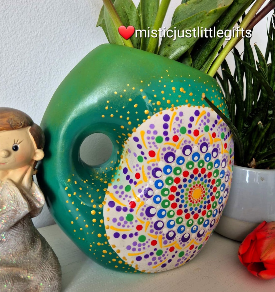 Vaza ceramica pictata manual in tehnica mandala dots - casă & stil de viață - decorațiuni de casă - accesorii florale - vaze - Artynos.ro
