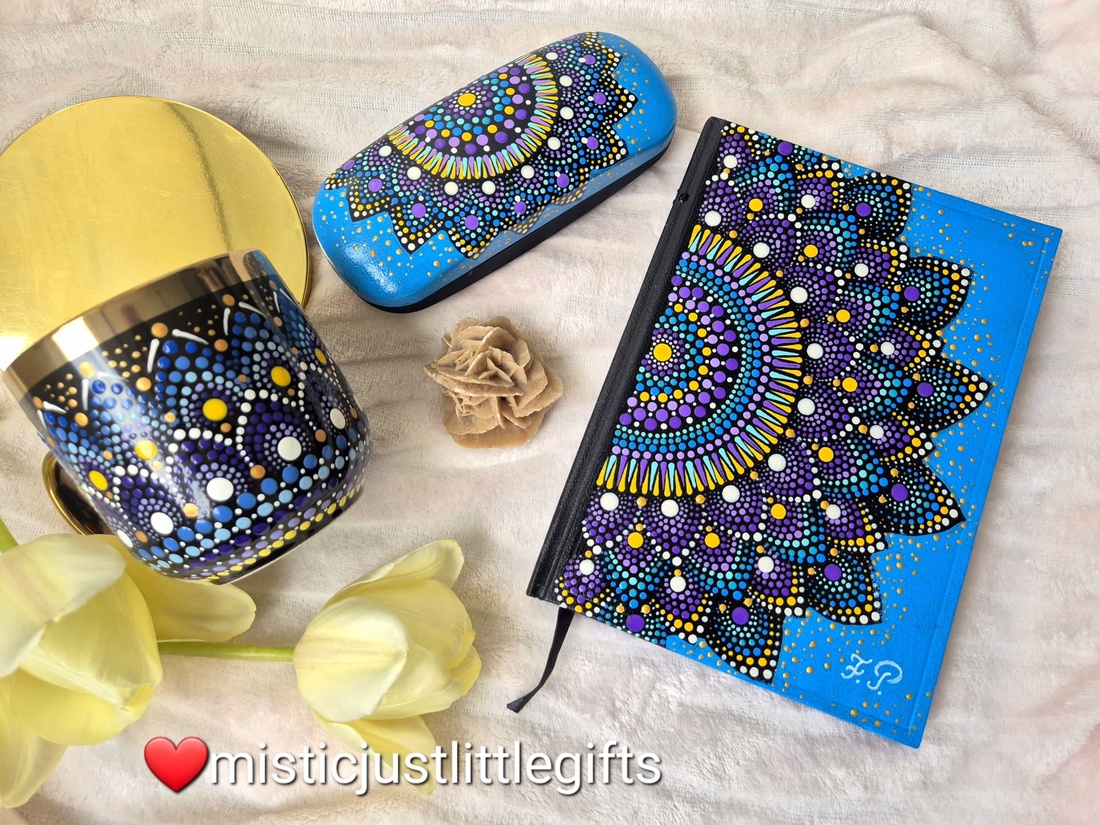 Cana ceramica pictata manual in tehnica mandala dots - genți și portofele - portofele, huse, suporturi - suport de ochelari - Artynos.ro