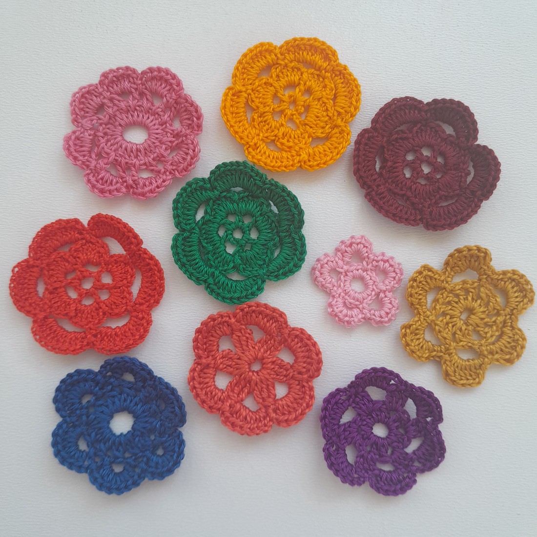 Pachet flori croșetate - 10 bucăți / pachet - - Artynos.ro Pachet flori croșetate - 10 bucăți / pachet - - Artynos.ro