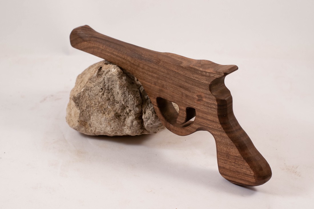 Joc pistol din lemn - - Artynos.ro Joc pistol din lemn - - Artynos.ro