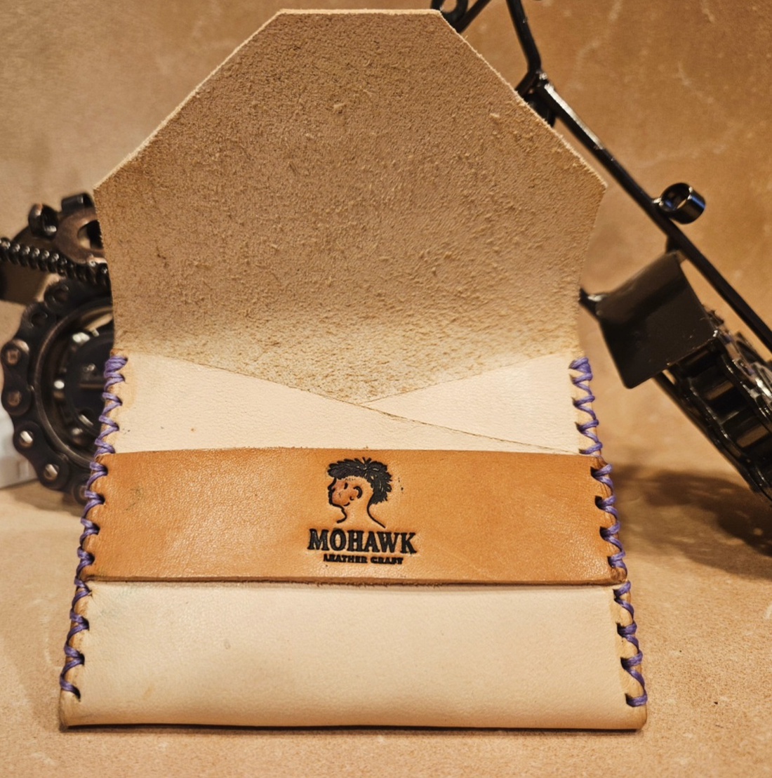 Minimalist Handmade Leather Wallet - genți și portofele - portofele, huse, suporturi - portofele - portofel bărbați - Artynos.ro