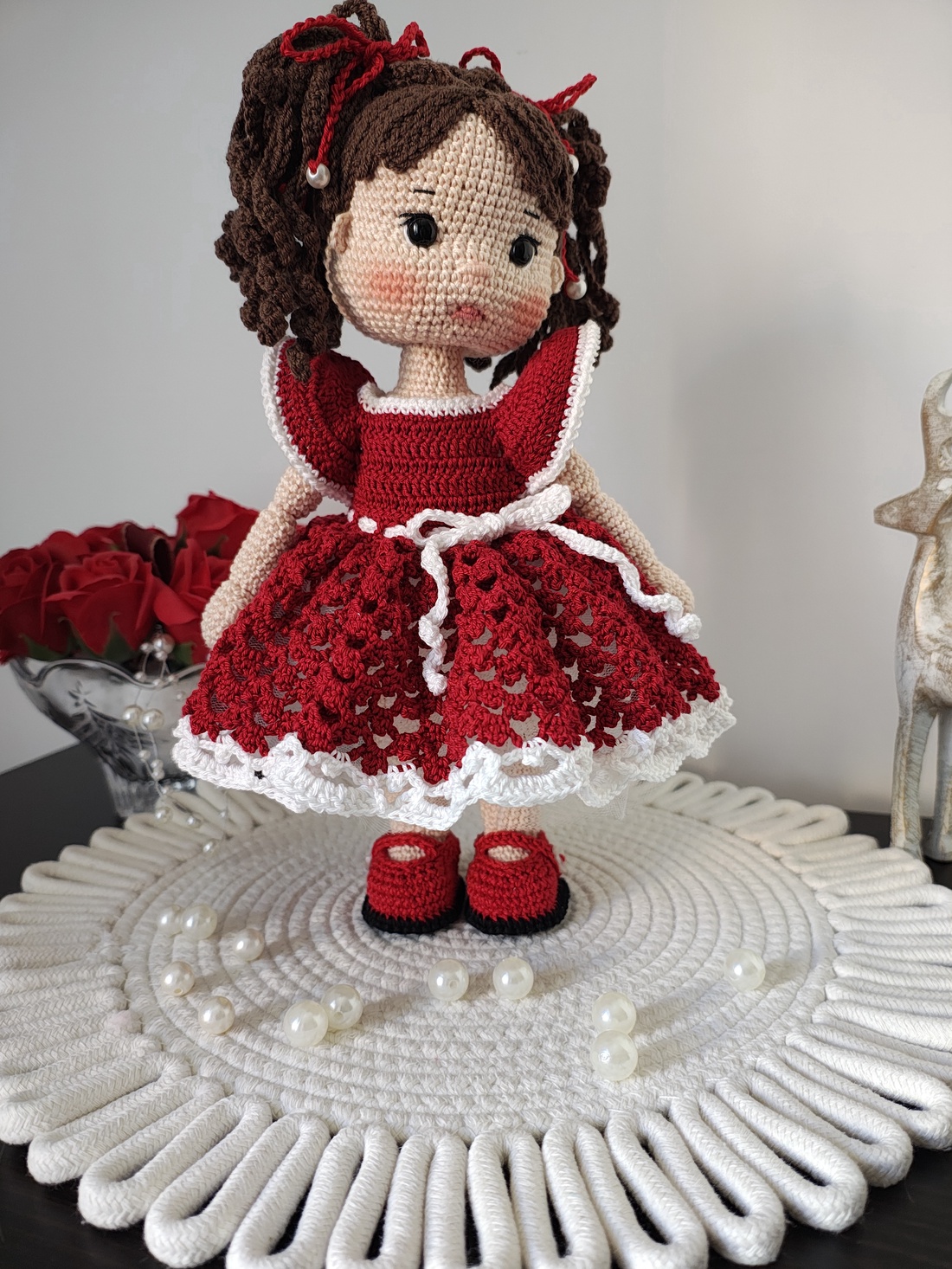 Păpușa crosetata - jucării și echipamente pentru copii - jucării și accesorii pentru copii - păpuși de joacă - Artynos.ro