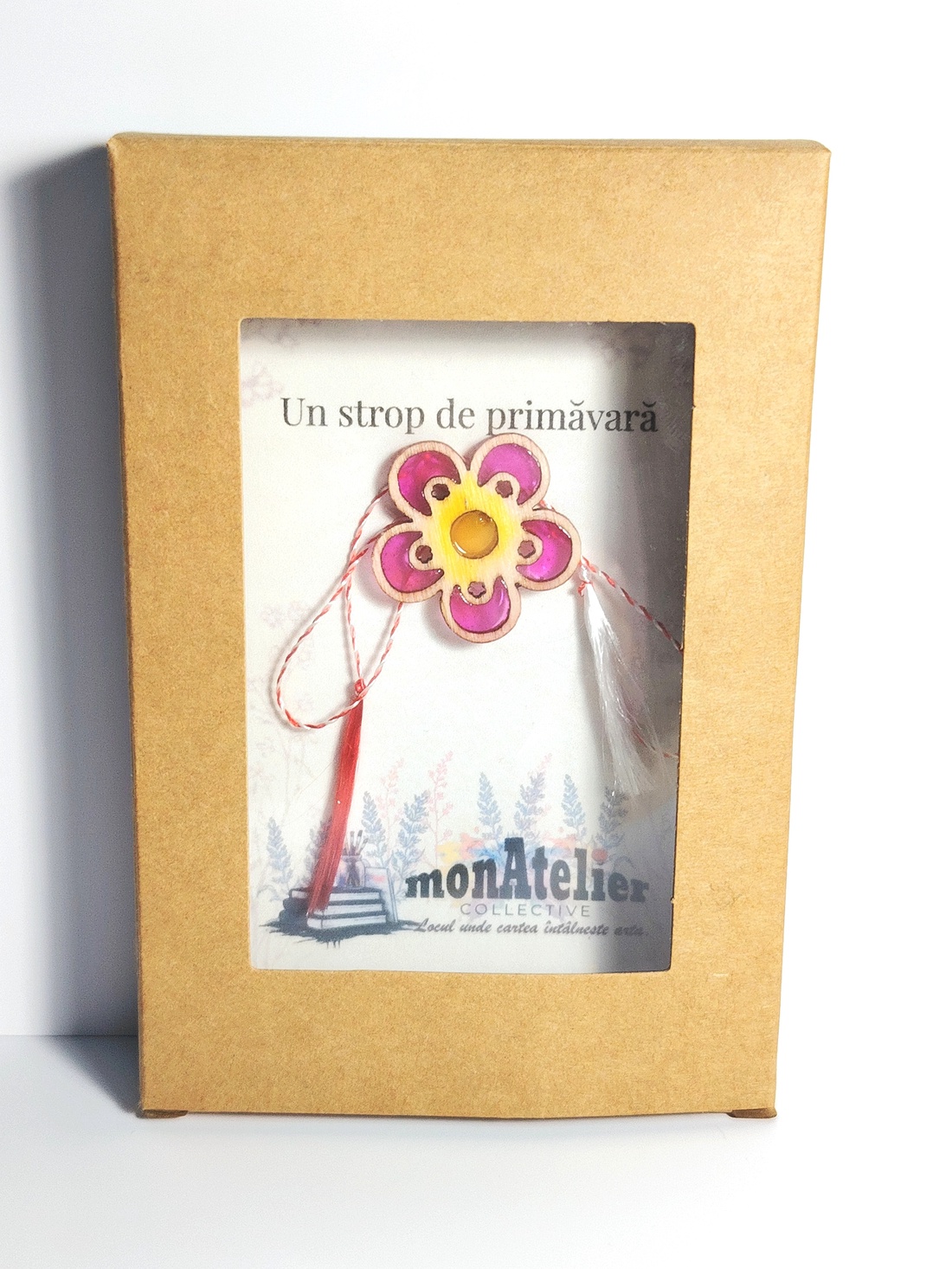 Martisor handmade tip floare roz - bijuterii - mărțișor - Artynos.ro