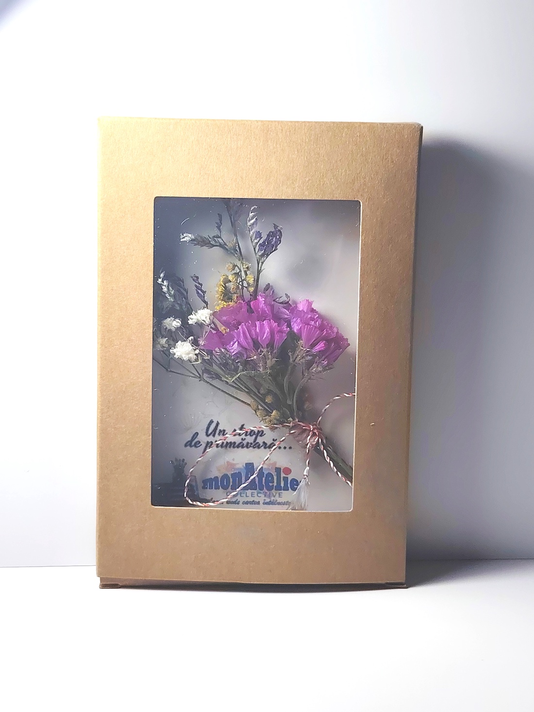 Mărțișor buchețel flori uscate - bijuterii - mărțișor - Artynos.ro