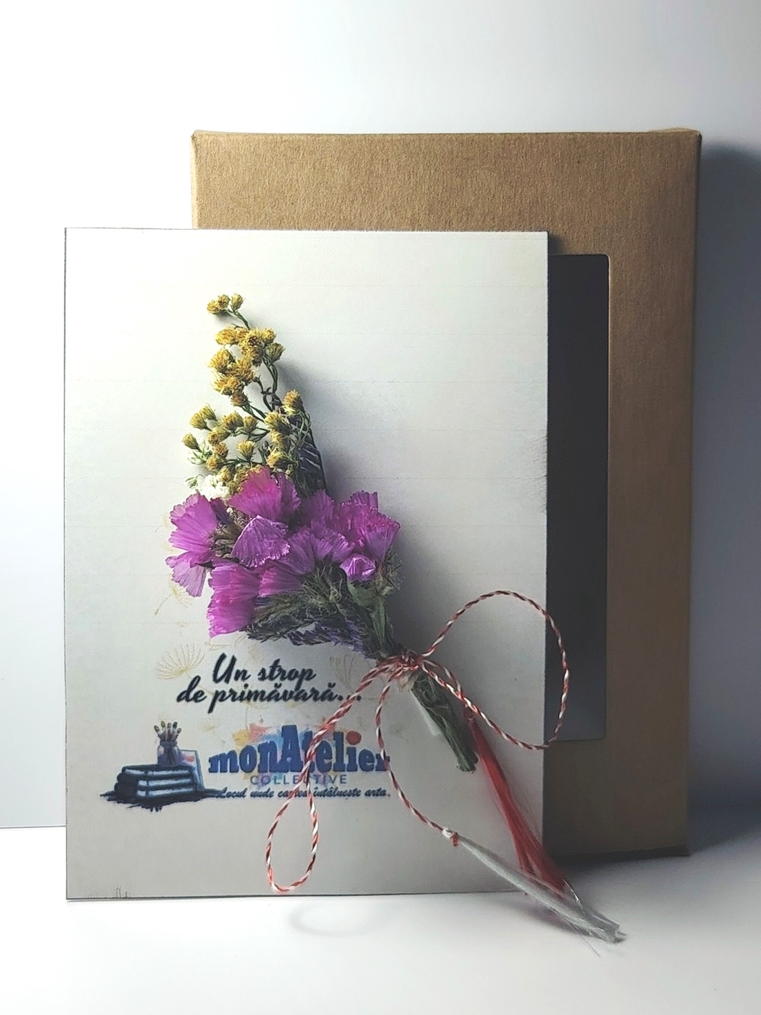 Mărțișor buchețel flori uscate - bijuterii - mărțișor - Artynos.ro