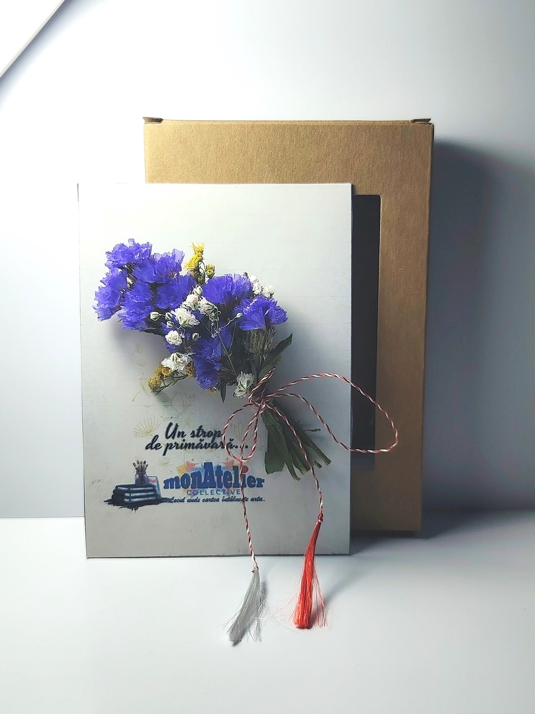 Mărțișor buchețel flori uscate - bijuterii - mărțișor - Artynos.ro