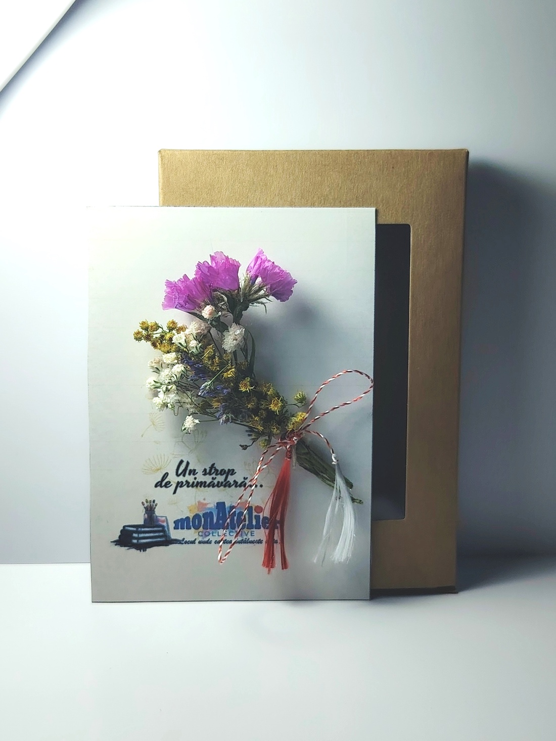 Mărțișor buchețel flori uscate - bijuterii - mărțișor - Artynos.ro