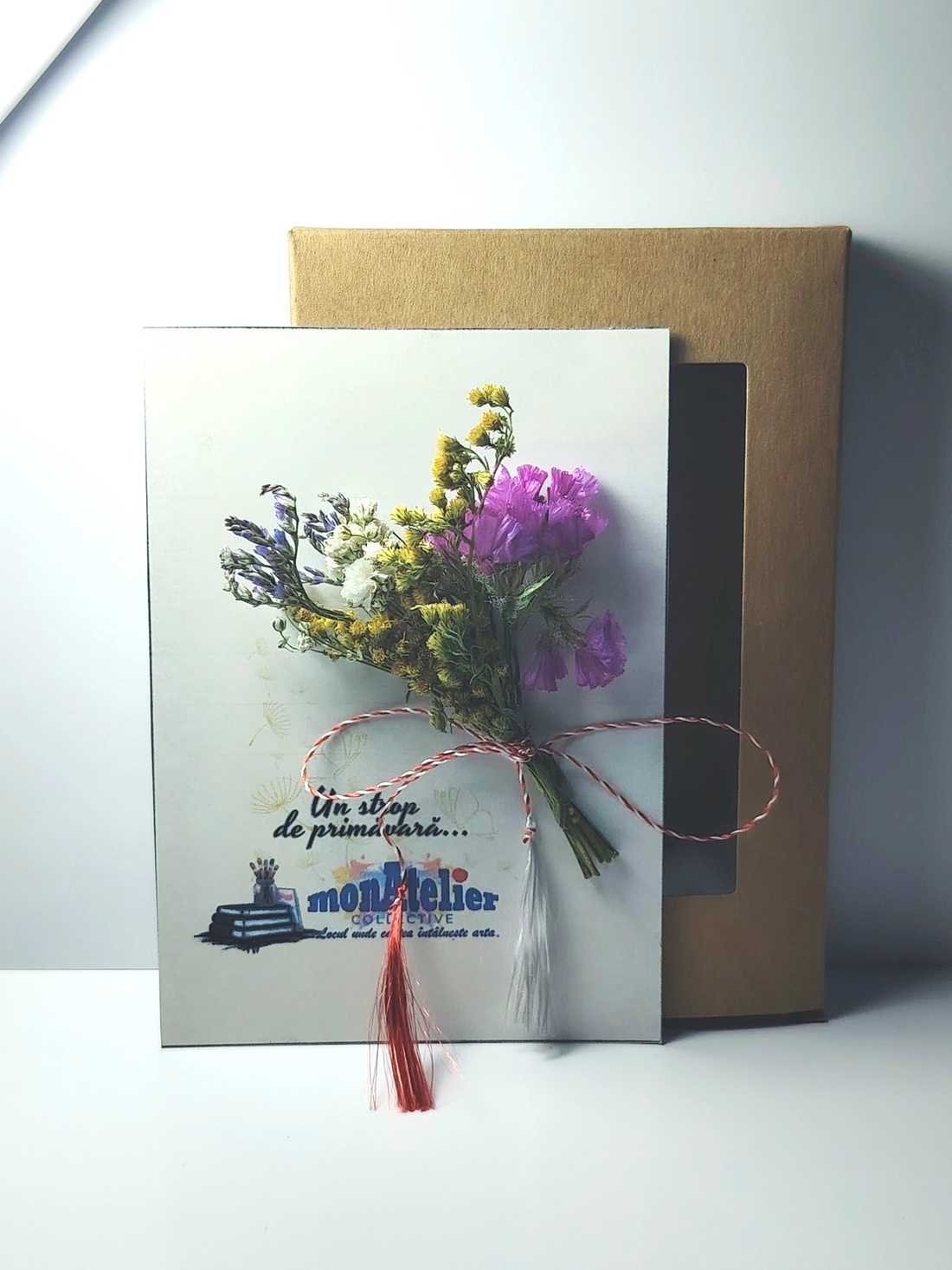 Mărțișor buchețel flori uscate - bijuterii - mărțișor - Artynos.ro