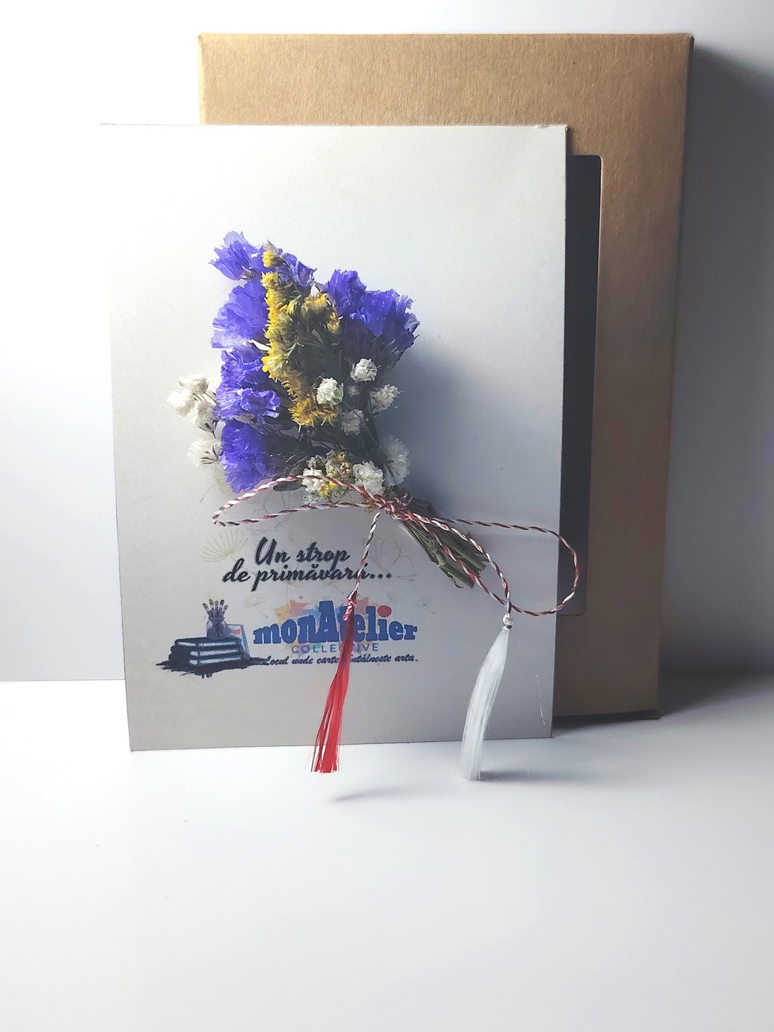 Mărțișor buchețel flori uscate - bijuterii - mărțișor - Artynos.ro