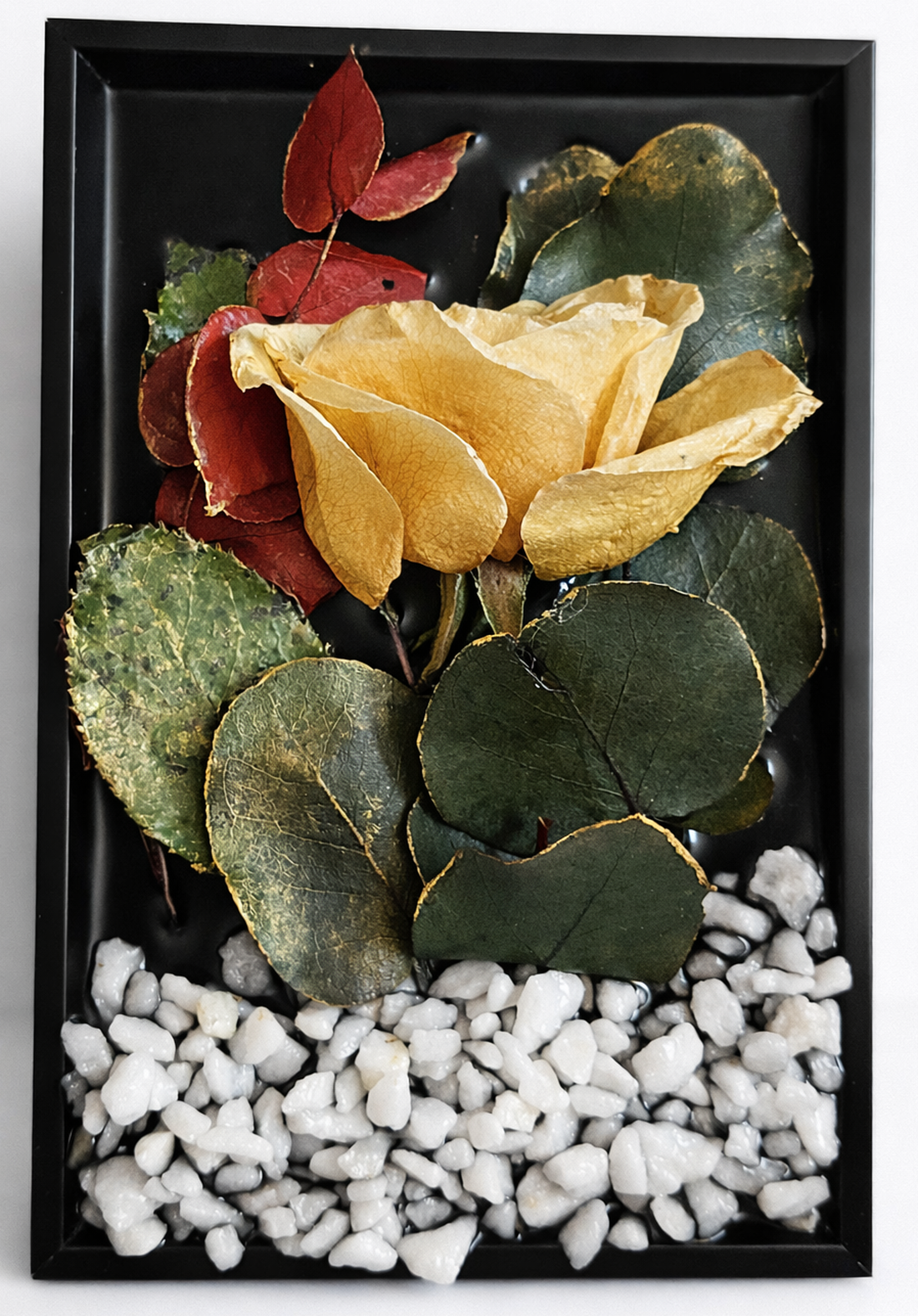 Tablou decorativ 10x15 cu trandafiri si eucalipt decor natural handmade cadou special - casă & stil de viață - decorațiuni de casă - decorațiuni de pereți - tablou cu licheni - Artynos.ro