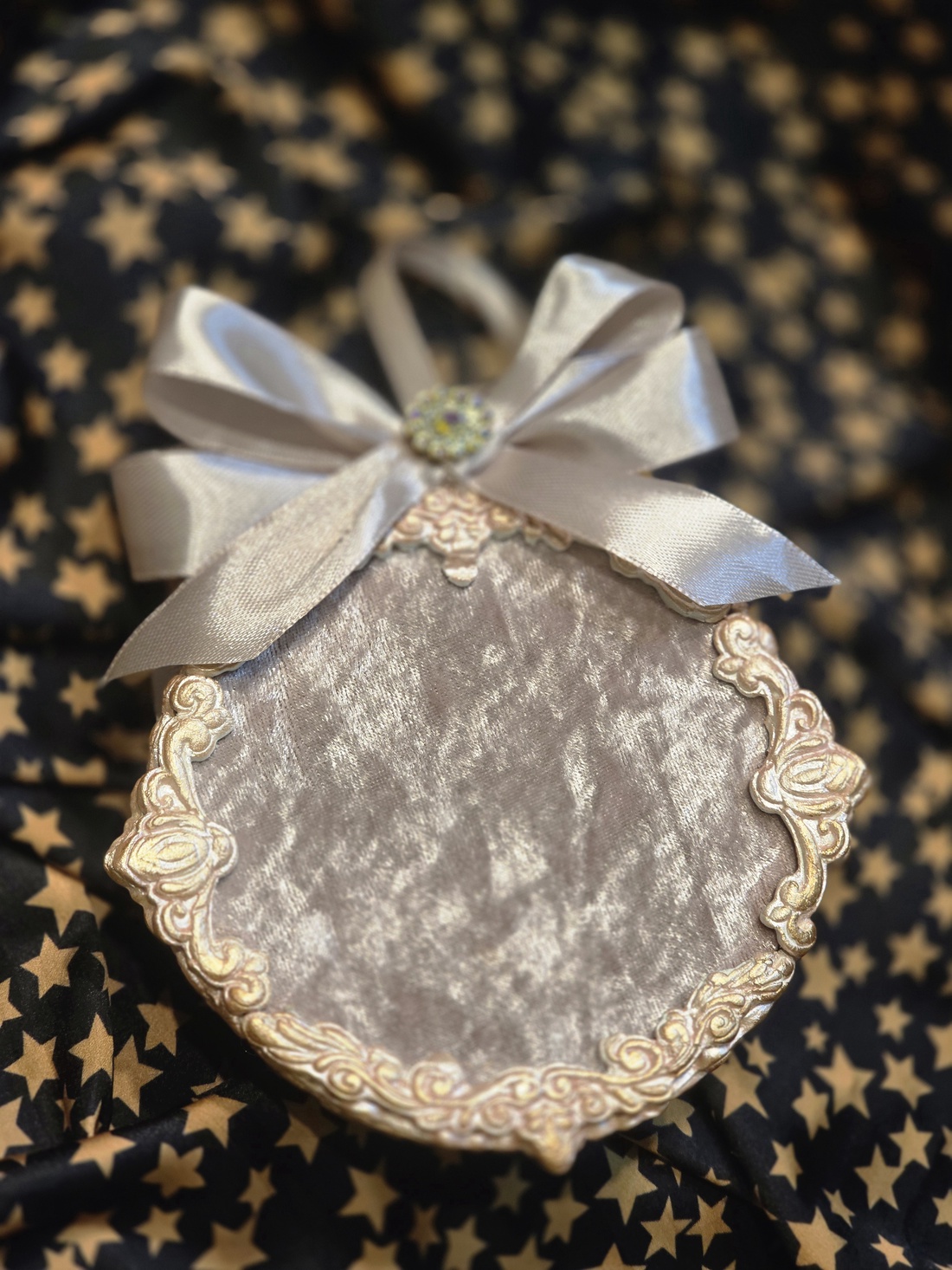 Glob catifea Santa's car - crăciun - accesorii cadou de crăciun - felicitări de crăciun - Artynos.ro