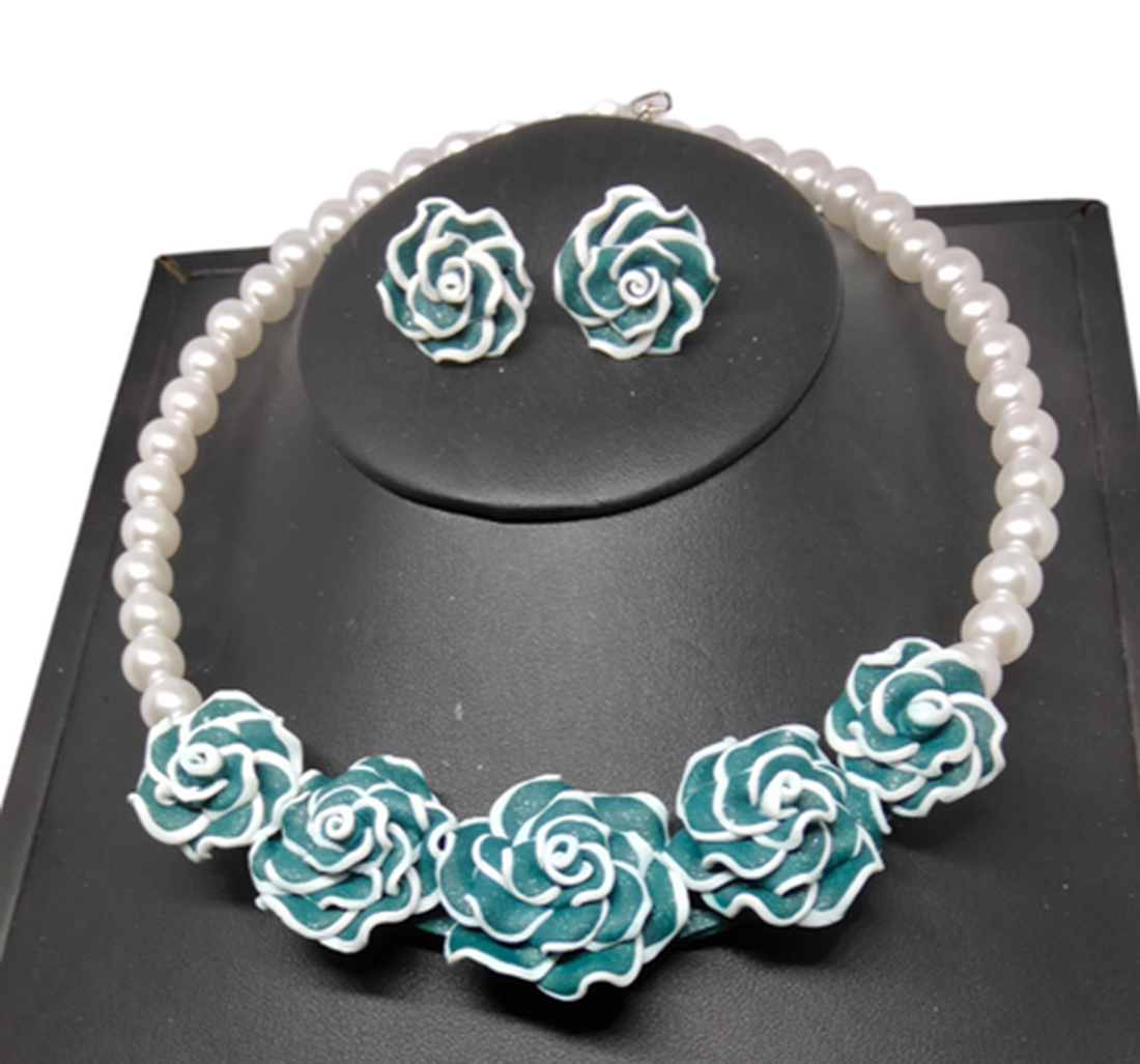 Set ocazii cu trandafiri  - bijuterii - seturi de bijuterii - Artynos.ro