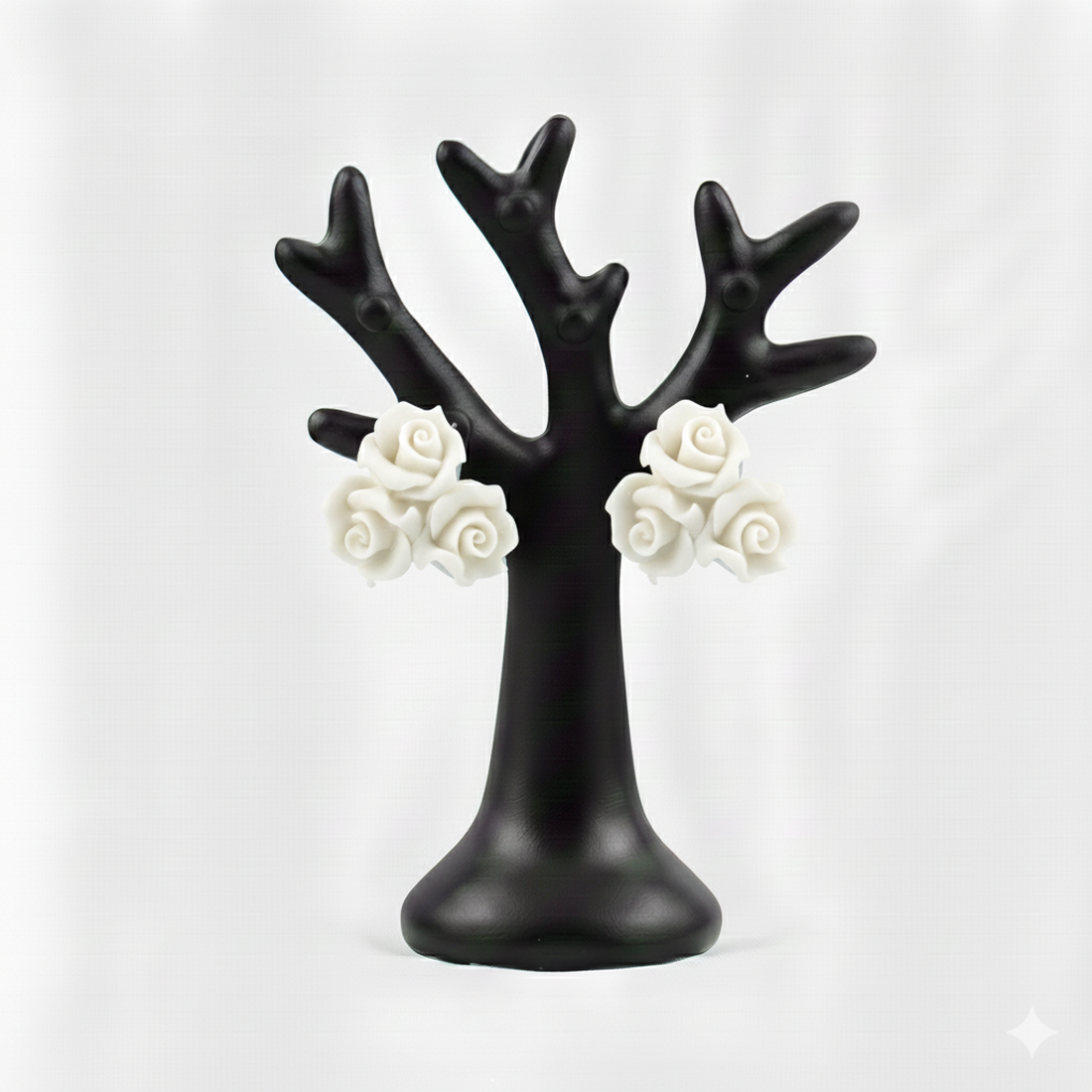 Cercei buchetel de trandafir - bijuterii - cercei - cercei din rășină - Artynos.ro