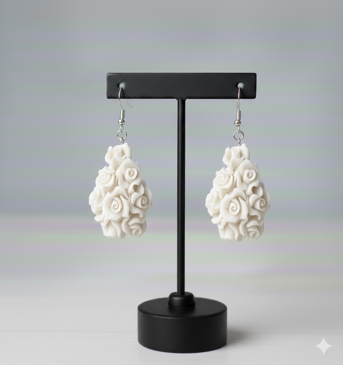 Cercei Trandafirasi lacrima - bijuterii - cercei - cercei din rășină - Artynos.ro