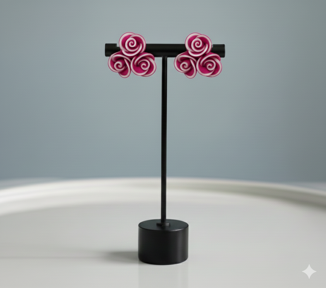 Cercei Trandafirasi triunghi - bijuterii - cercei - cercei din rășină - Artynos.ro