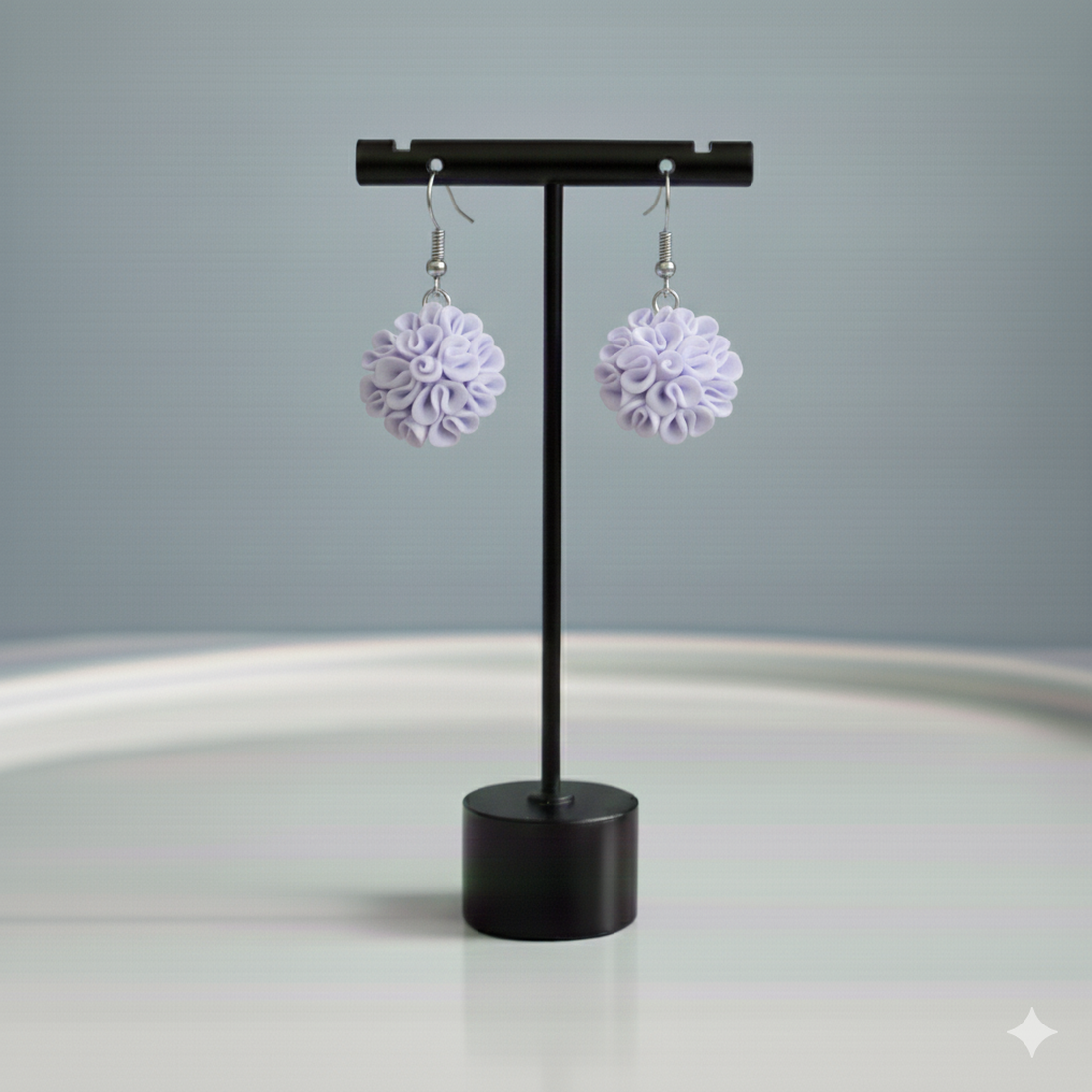 Cercei trandafirasi cu dantela - bijuterii - cercei - cercei din rășină - Artynos.ro