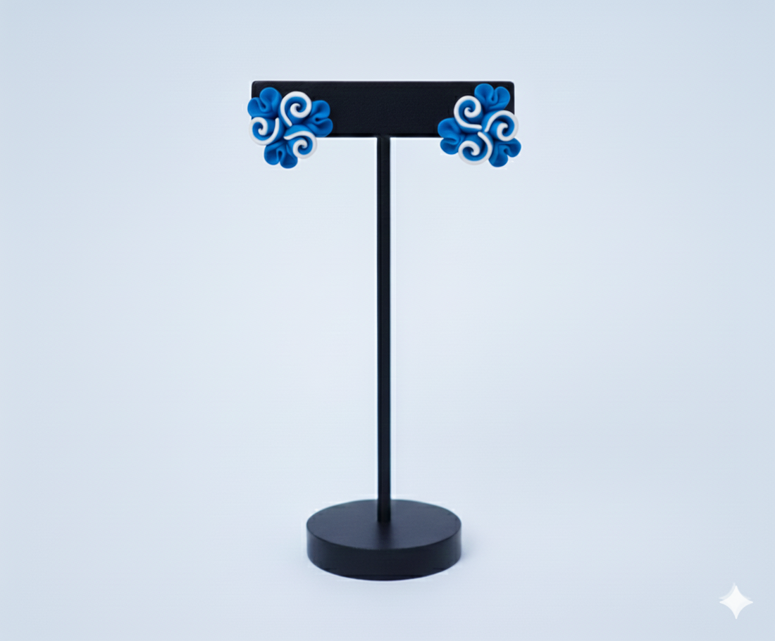 Cercei trandafirasi cu dantela - bijuterii - cercei - cercei din rășină - Artynos.ro