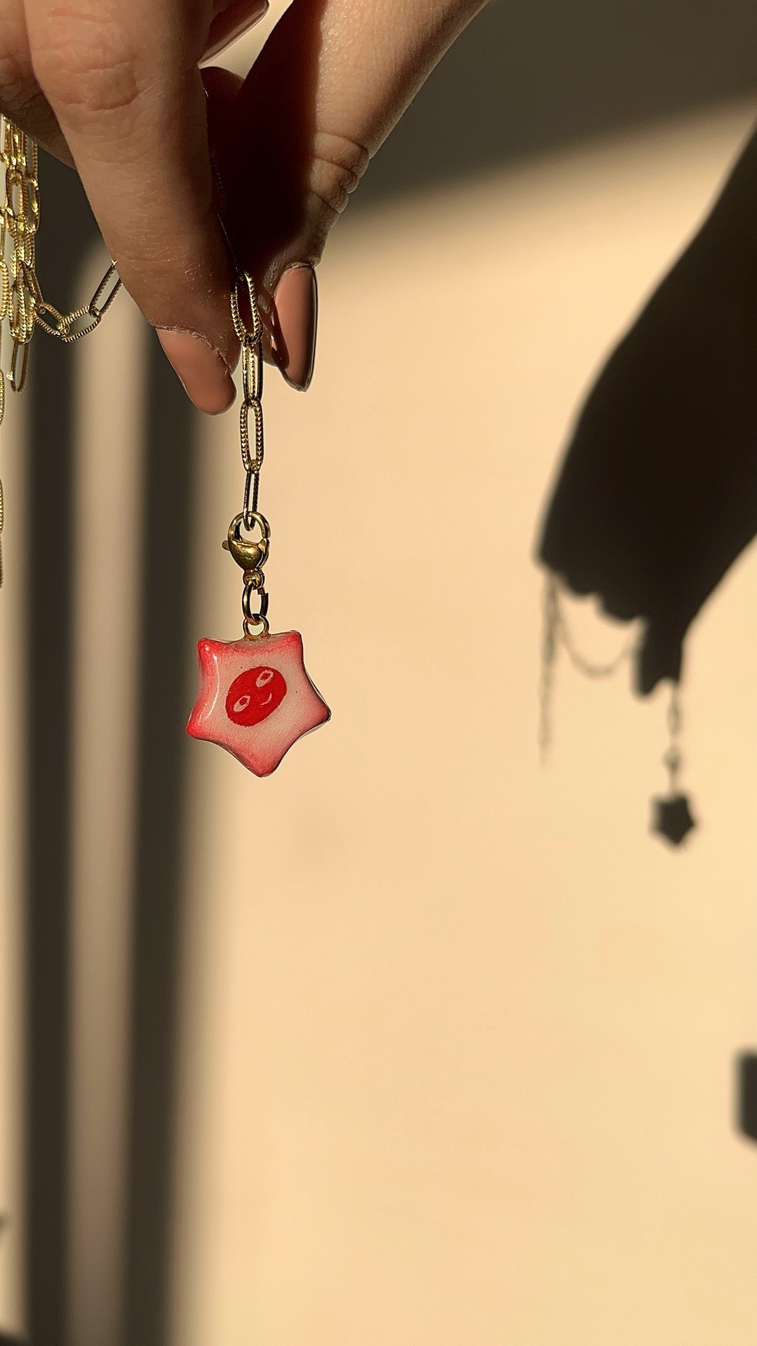 Charm stea minimalistă - arte vizuale și accesorii  - sculptură - sculpturi și figurine din ceramică - Artynos.ro