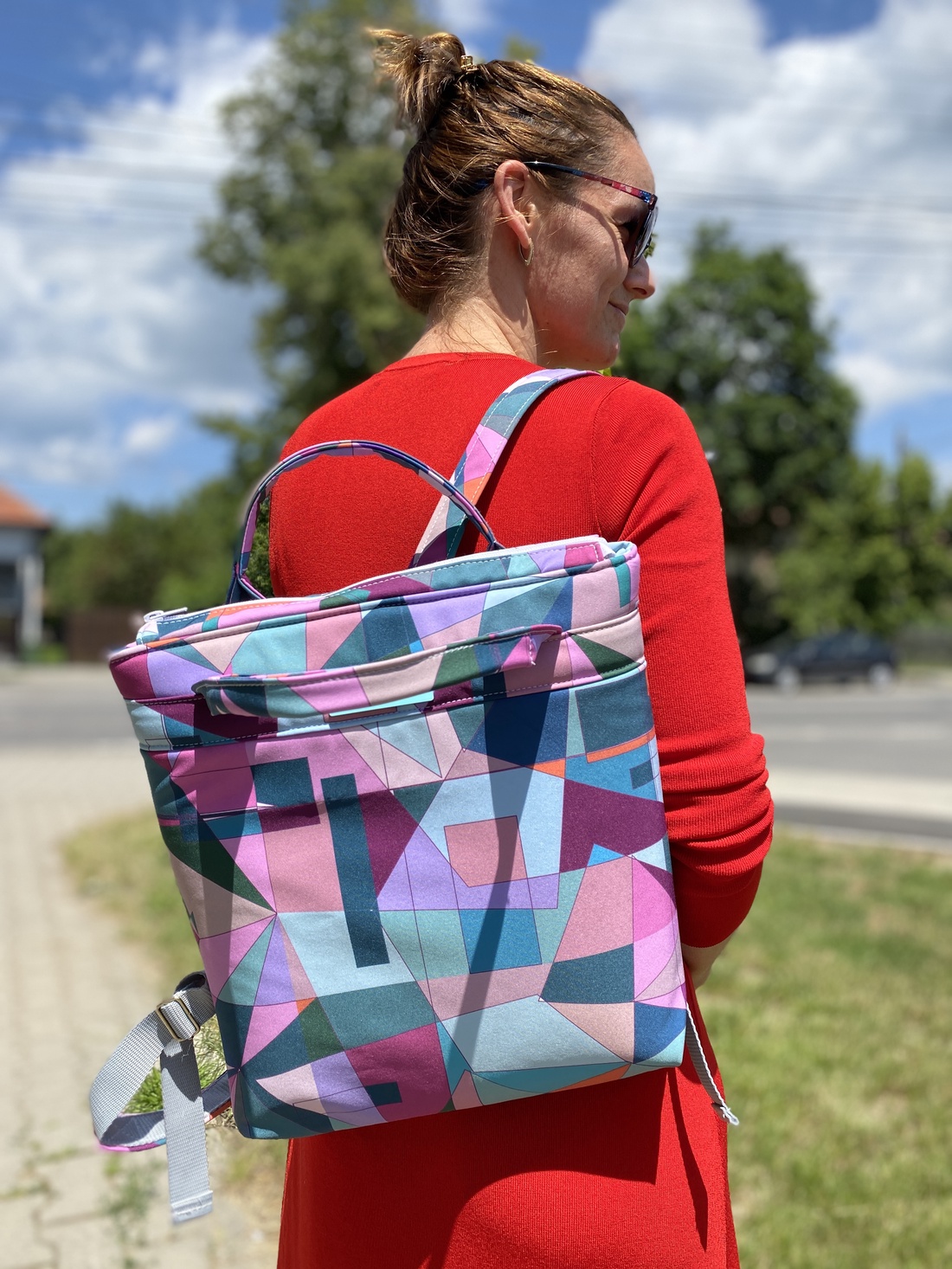 Geanta/Rucsac damă Mozaic - geantă și husă - rucsacuri - rucsac damă, rucsac bărbați - Artynos.ro Geanta/Rucsac damă Mozaic - geantă și husă - rucsacuri - rucsac damă, rucsac bărbați - Artynos.ro
