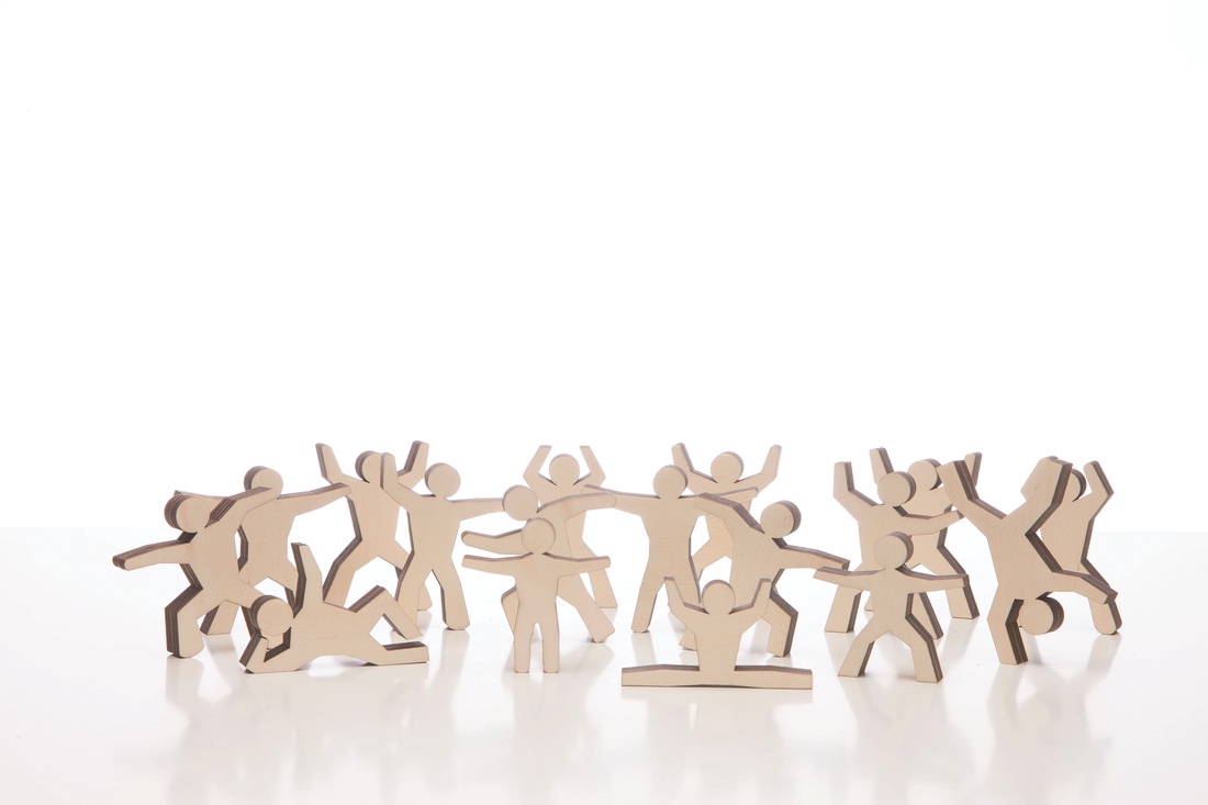 Acrobații - jucării și echipamente pentru copii - jocuri de gândire - jocuri de echilibru - Artynos.ro