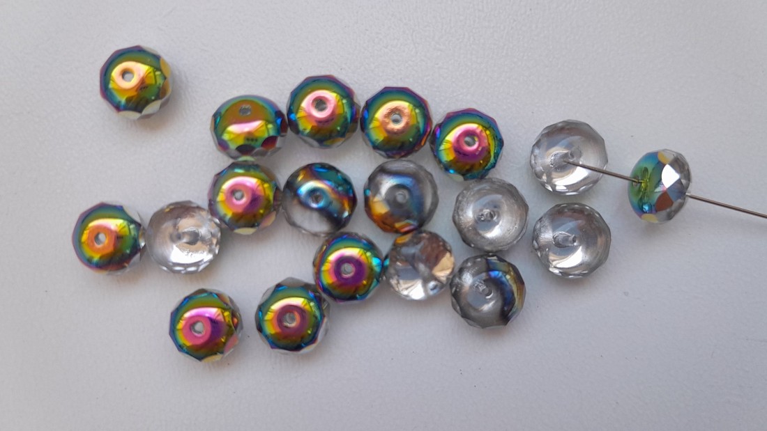 Mărgele din sticlă cehă - gogoașă - 8x5mm - 30 buc / pachet - cristal colorat - - Artynos.ro Mărgele din sticlă cehă - gogoașă - 8x5mm - 30 buc / pachet - cristal colorat - - Artynos.ro
