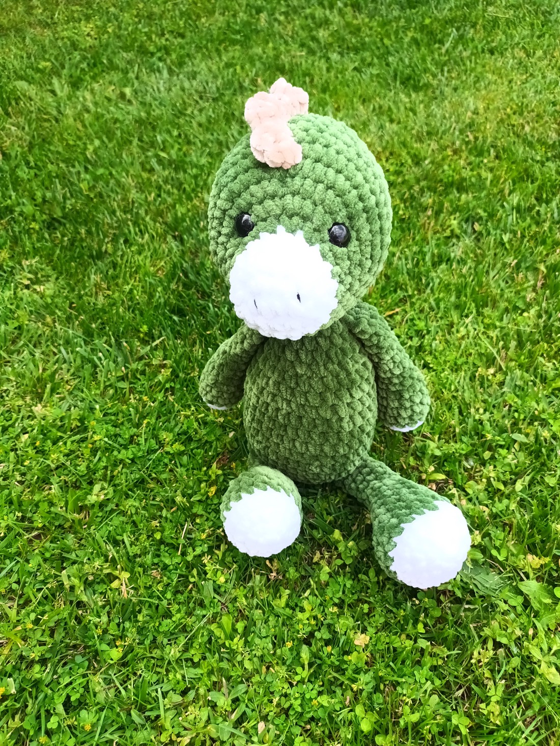 Dini, dinozaur de pluș amigurumi -  - Artynos.ro