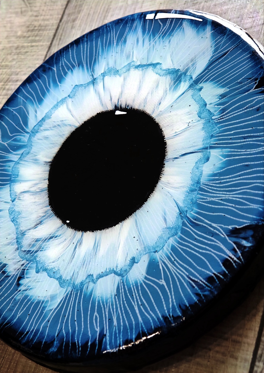 Tablou - model Iris - arte vizuale și accesorii  - picturi - pictură acrilică - Artynos.ro