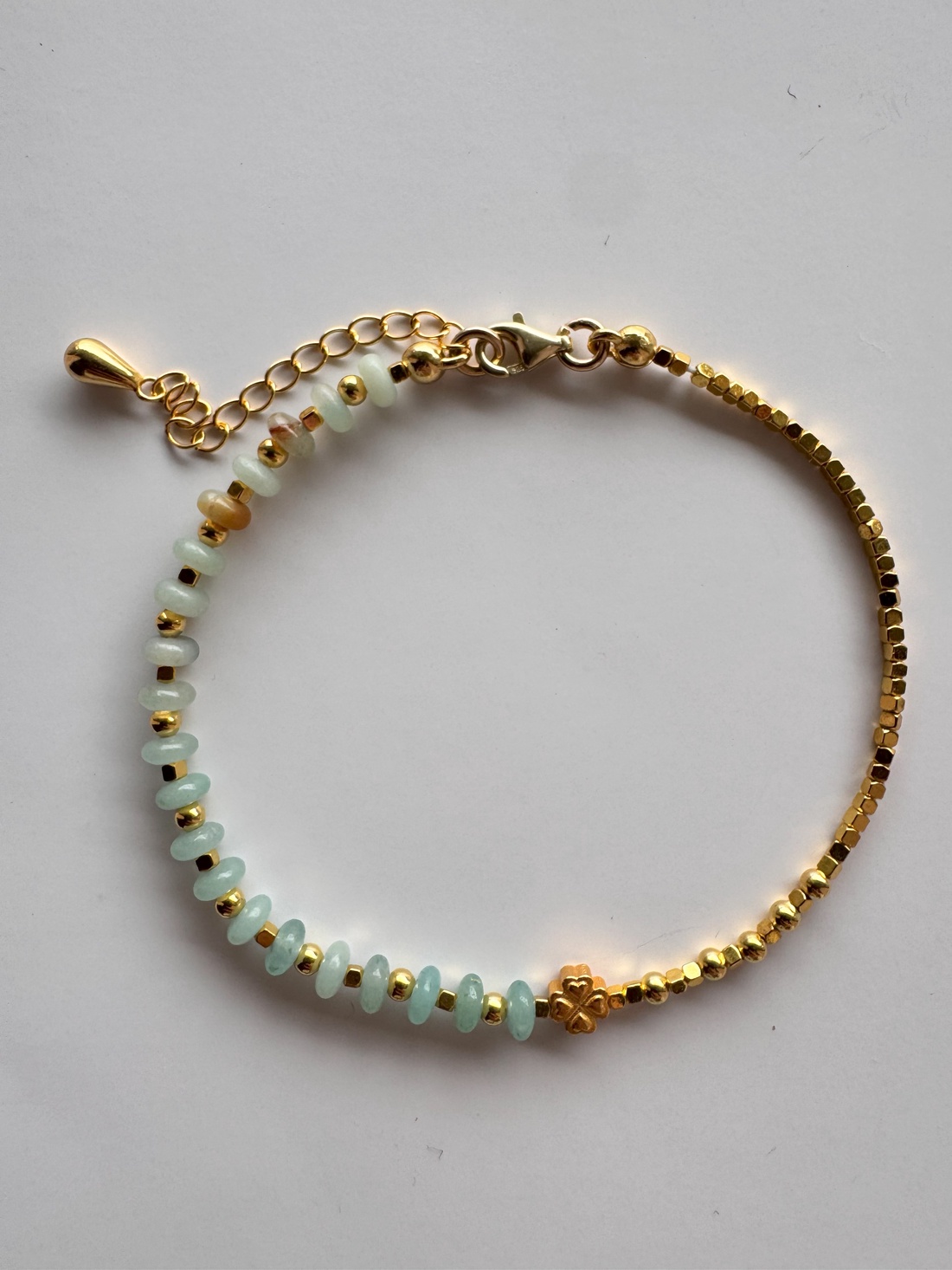 Brățară din argint 925 placat cu aur, aventurin verde, design elegant, lungime reglabilă 16x19cm - bijuterii - brățări - brățări din pietre semiprețioase - Artynos.ro