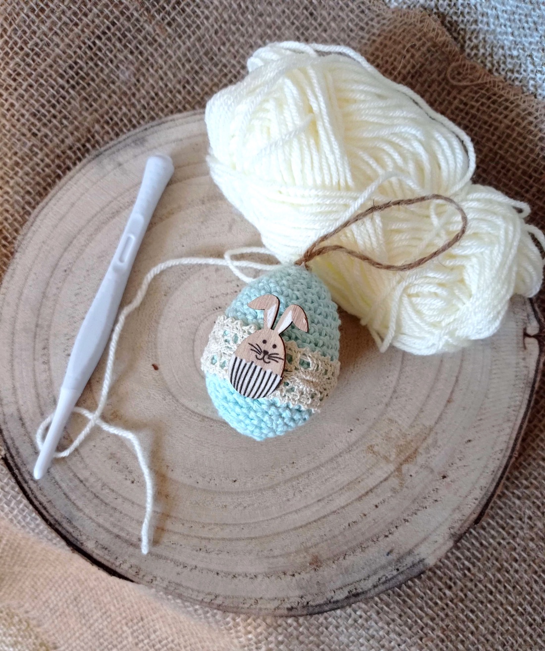 Ou croșetat cu șnur atârnat - casă & stil de viață - accesorii pentru decorat casa - decorațiuni de masă și decorațiuni pentru rafturi - decorațiuni de masă - Artynos.ro Ou croșetat cu șnur atârnat - casă & stil de viață - accesorii pentru decorat casa - decorațiuni de masă și decorațiuni pentru rafturi - decorațiuni de masă - Artynos.ro