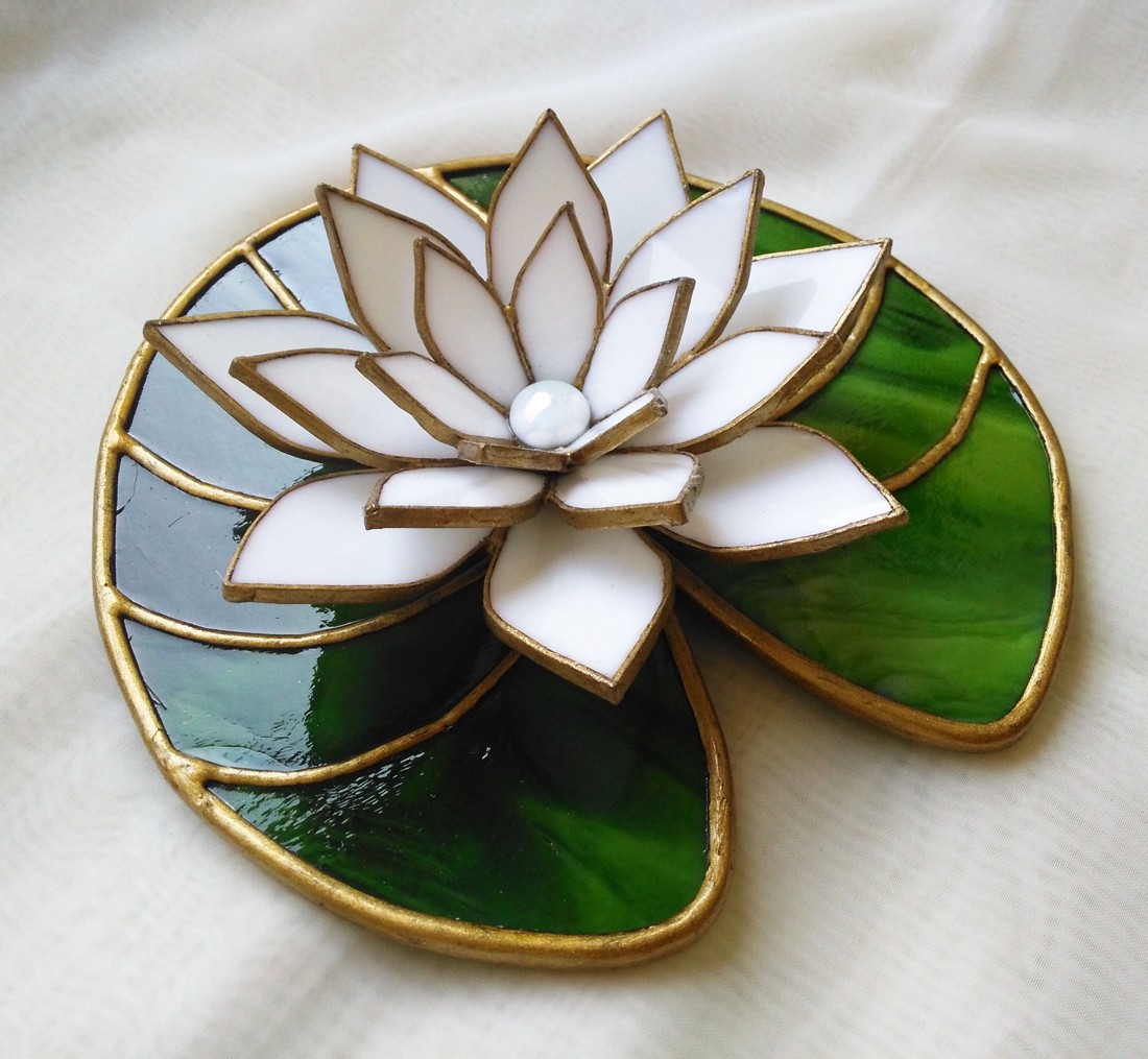 Lotus ala-natura - casă & stil de viață - accesorii pentru decorat casa - decorațiuni de masă și decorațiuni pentru rafturi  - decorațiuni de masă - Artynos.ro