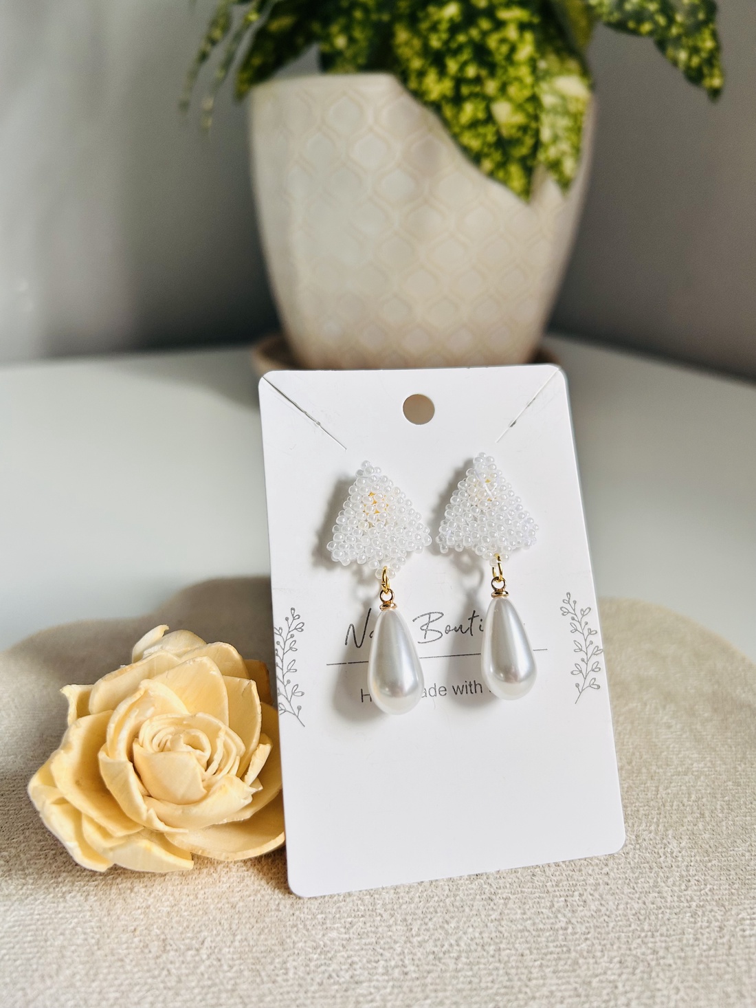 Cercei mireasă - accesorii nuntă - bijuterii mireasă - cercei mireasă - Artynos.ro Cercei mireasă - accesorii nuntă - bijuterii mireasă - cercei mireasă - Artynos.ro