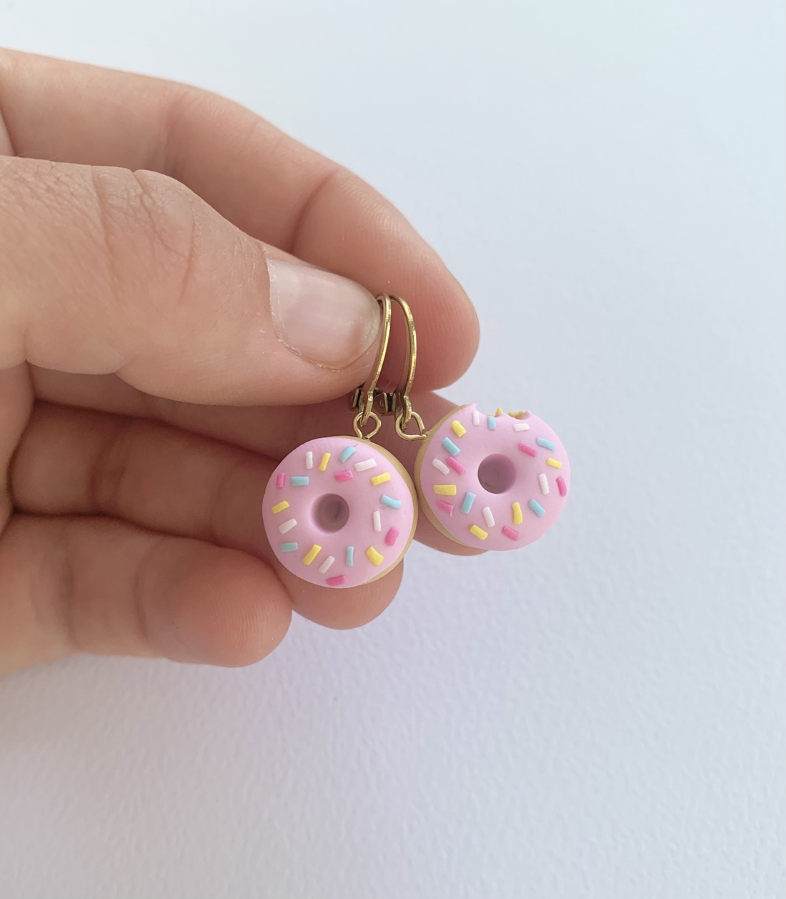 Cercei Pink Donuts - bijuterii - cercei - cercei candelabru - Artynos.ro Cercei Pink Donuts - bijuterii - cercei - cercei candelabru - Artynos.ro