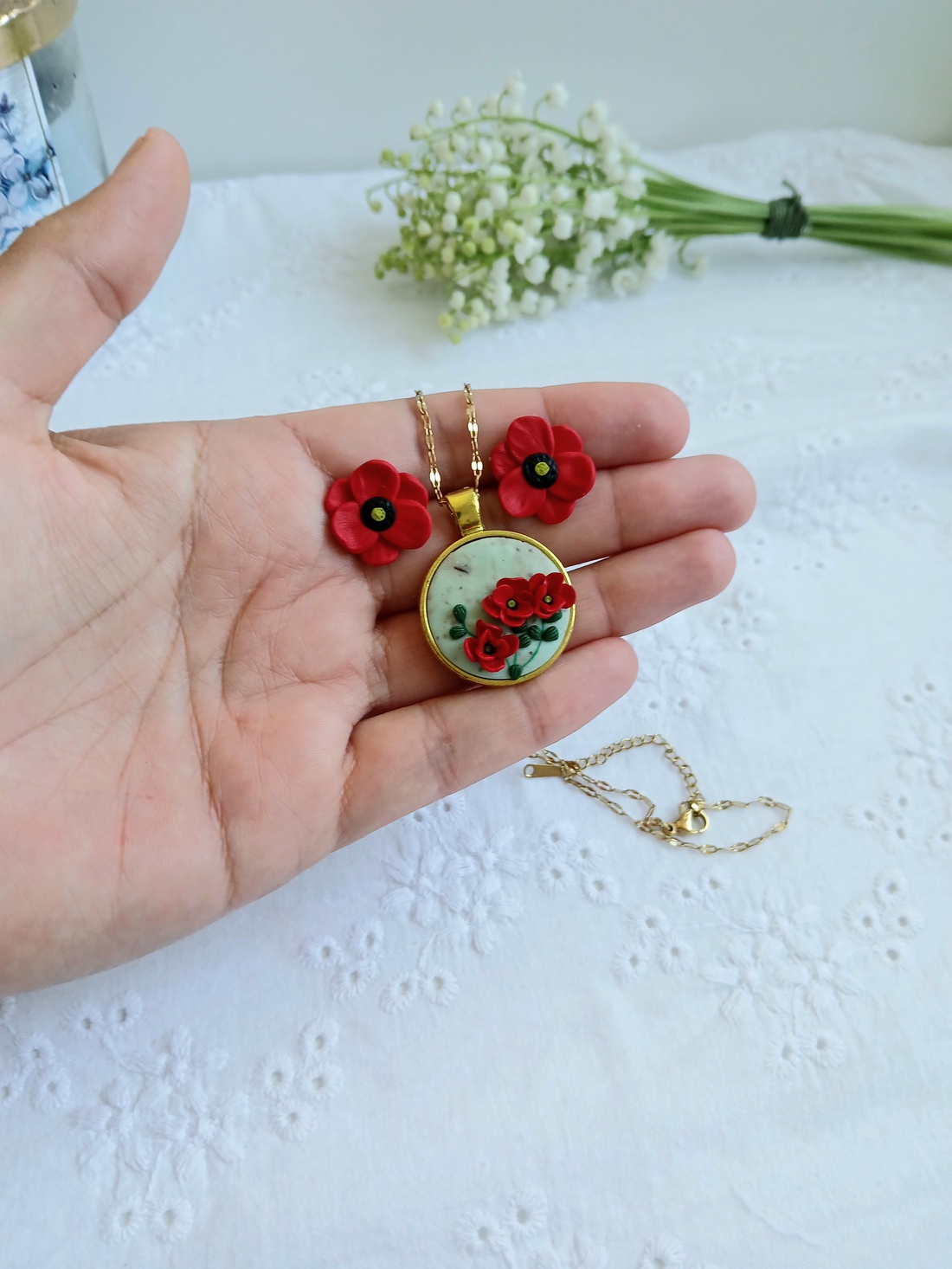 Set maci - bijuterii - cercei - cercei agățați - Artynos.ro