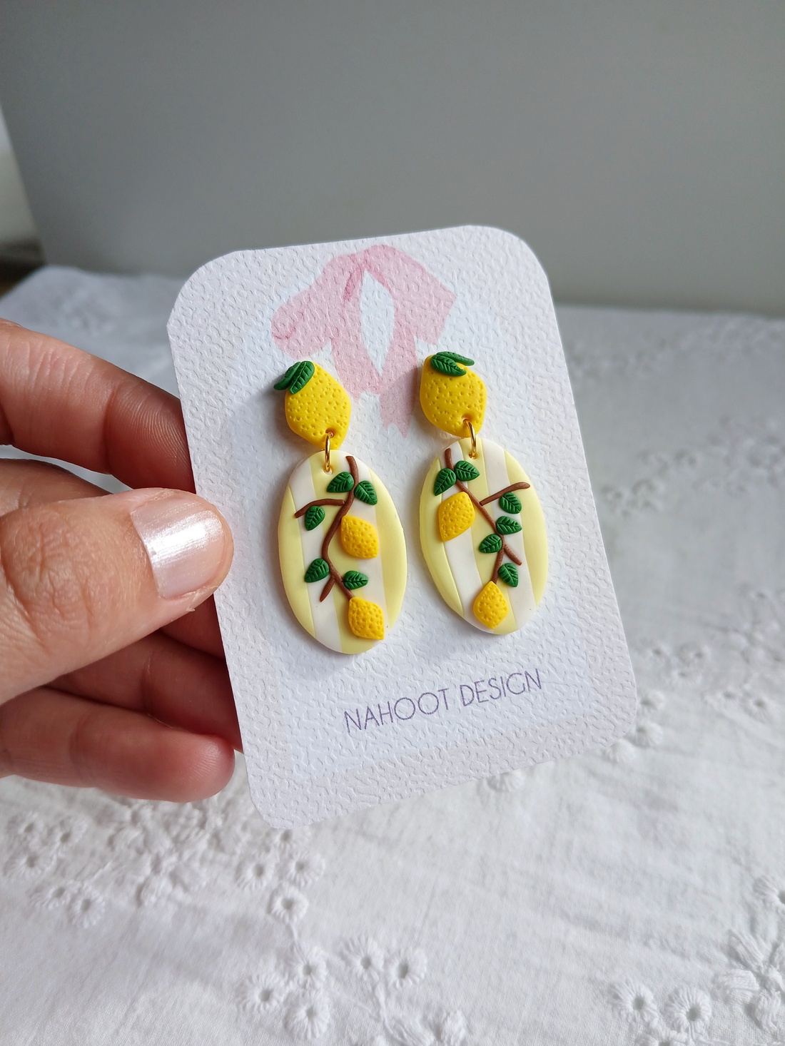 Cercei Lemons - bijuterii - cercei - cercei agățați - Artynos.ro Cercei Lemons - bijuterii - cercei - cercei agățați - Artynos.ro