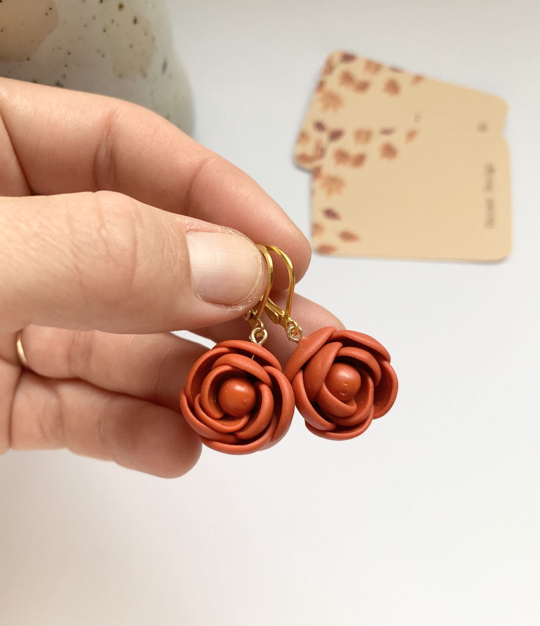 Cercei Roses - bijuterii - cercei - cercei agățați - Artynos.ro