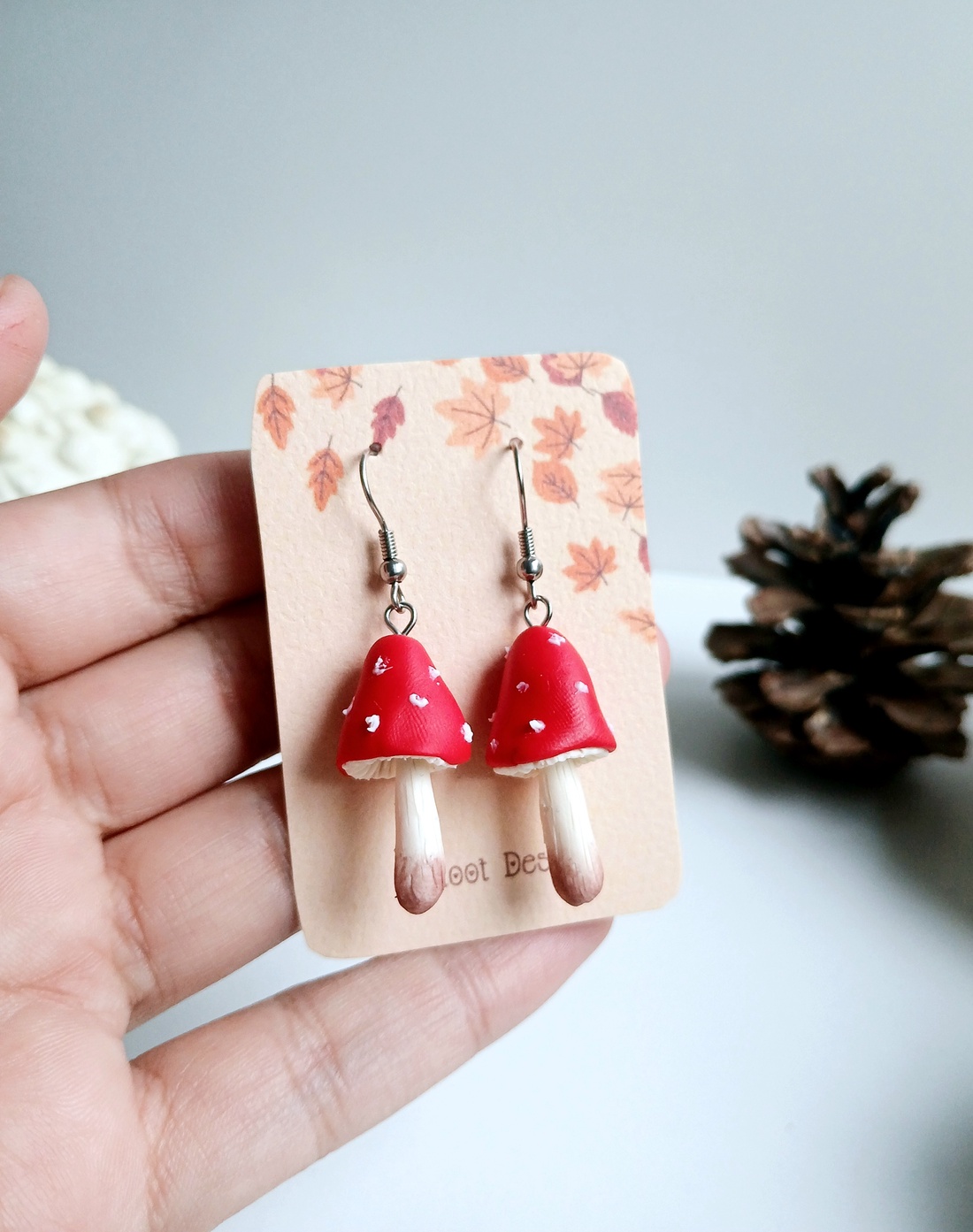 Cercei ciupercute - bijuterii - cercei lungi - Artynos.ro Cercei ciupercute - bijuterii - cercei lungi - Artynos.ro