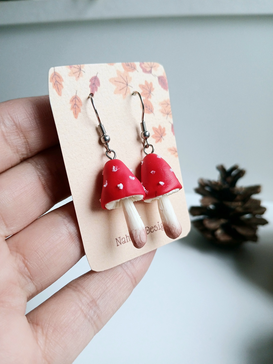 Cercei ciupercute - bijuterii - cercei lungi - Artynos.ro Cercei ciupercute - bijuterii - cercei lungi - Artynos.ro