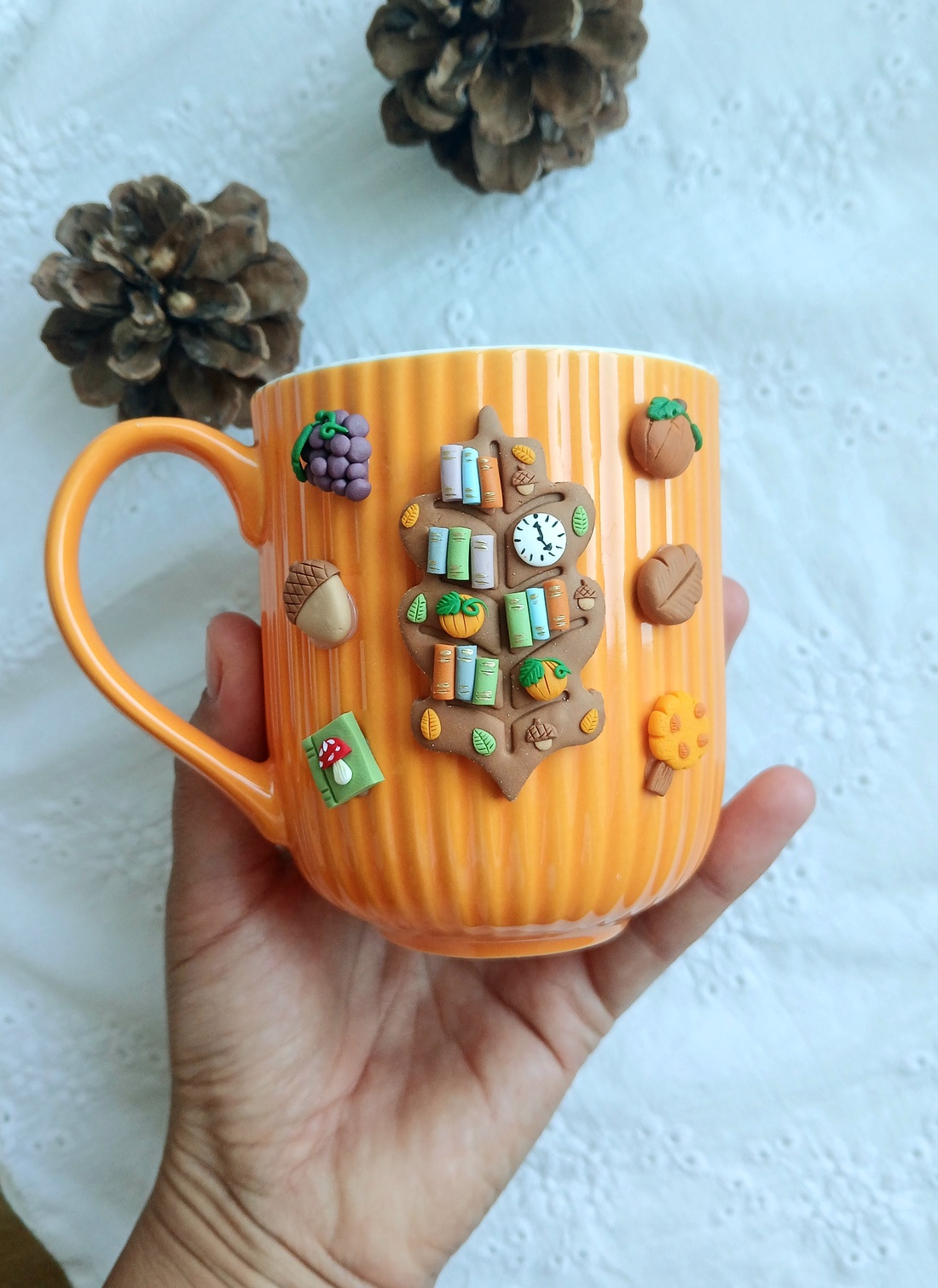 Accesoriu Fall Mug - accesorii de crăciun - cadou tematic de moș crăciun, decorațiuni - cadouri de moș crăciun - Artynos.ro Accesoriu Fall Mug - accesorii de crăciun - cadou tematic de moș crăciun, decorațiuni - cadouri de moș crăciun - Artynos.ro