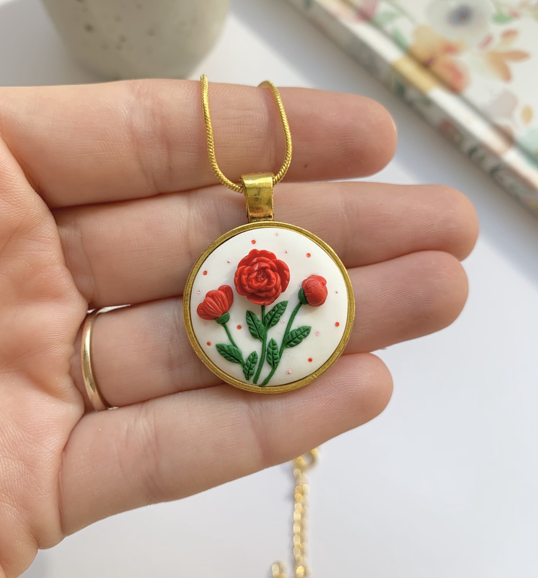 Colier Red Flowers - bijuterii - coliere - pandative - Artynos.ro